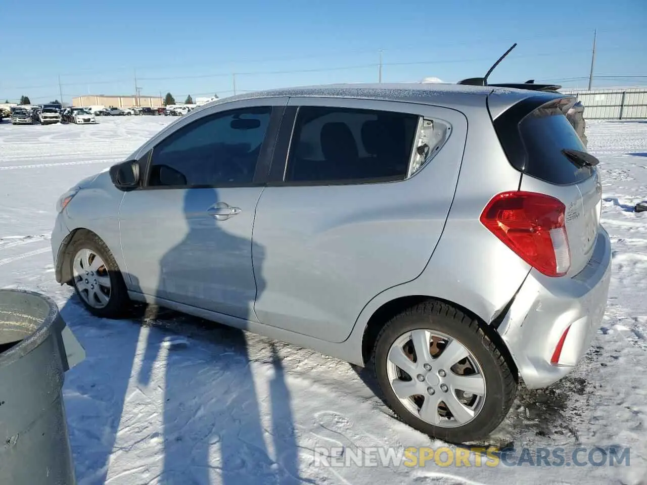 2 fotografías del automóvil dañado KL8CB6SAXLC407609 CHEVROLET SPARK 2020