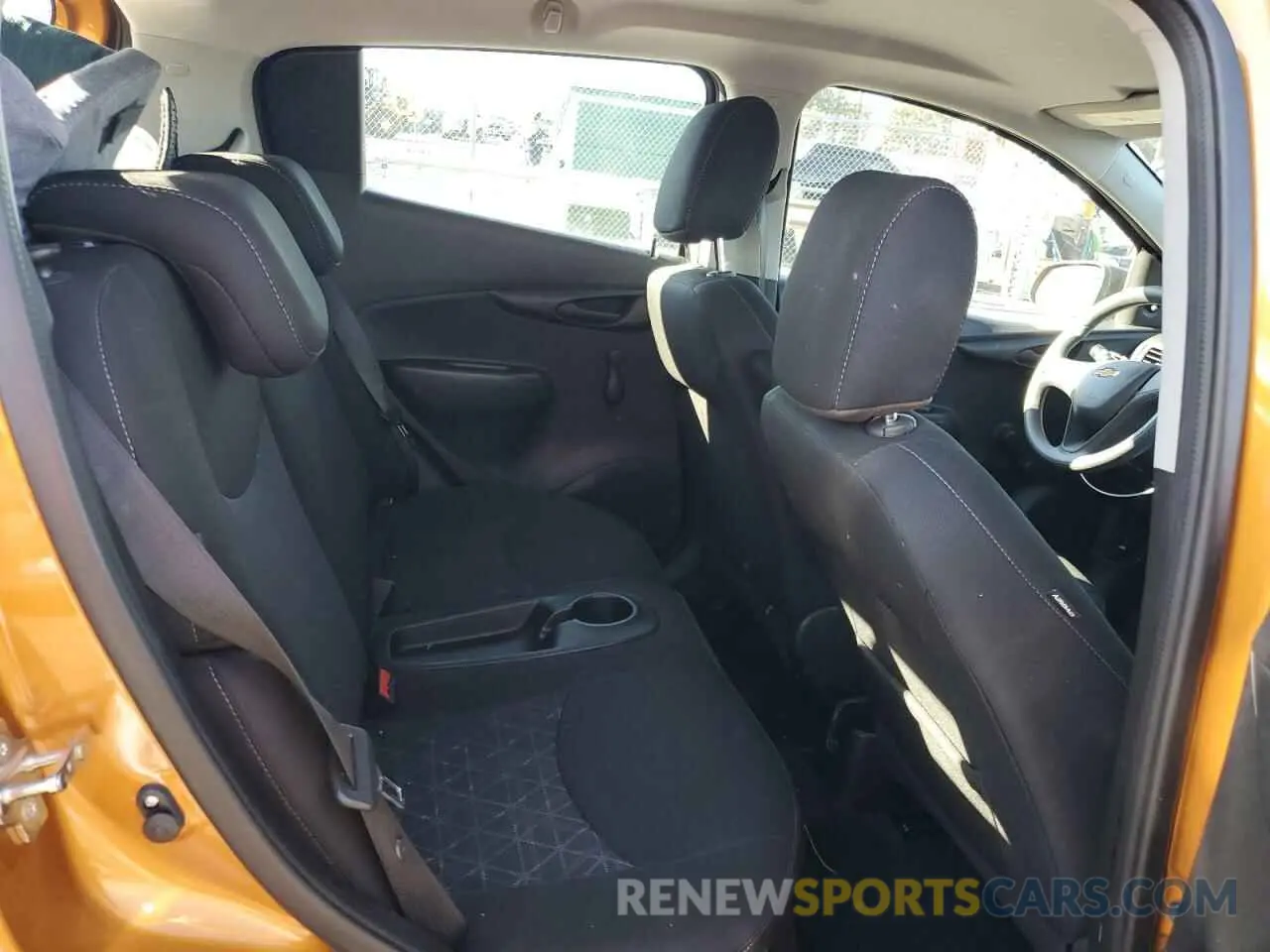 10 fotografías del automóvil dañado KL8CB6SAXLC444398 CHEVROLET SPARK 2020