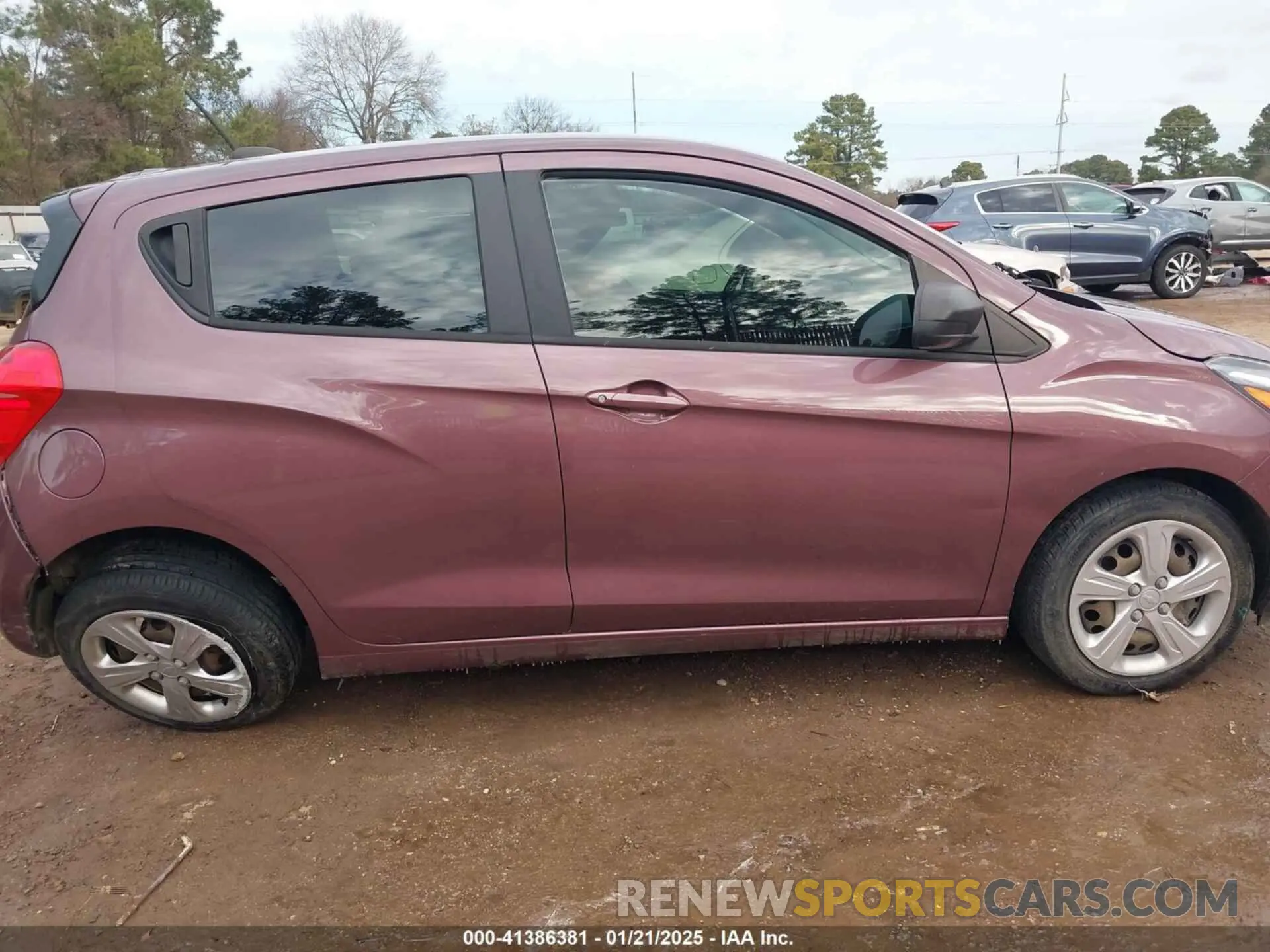 13 fotografías del automóvil dañado KL8CB6SAXLC456180 CHEVROLET SPARK 2020