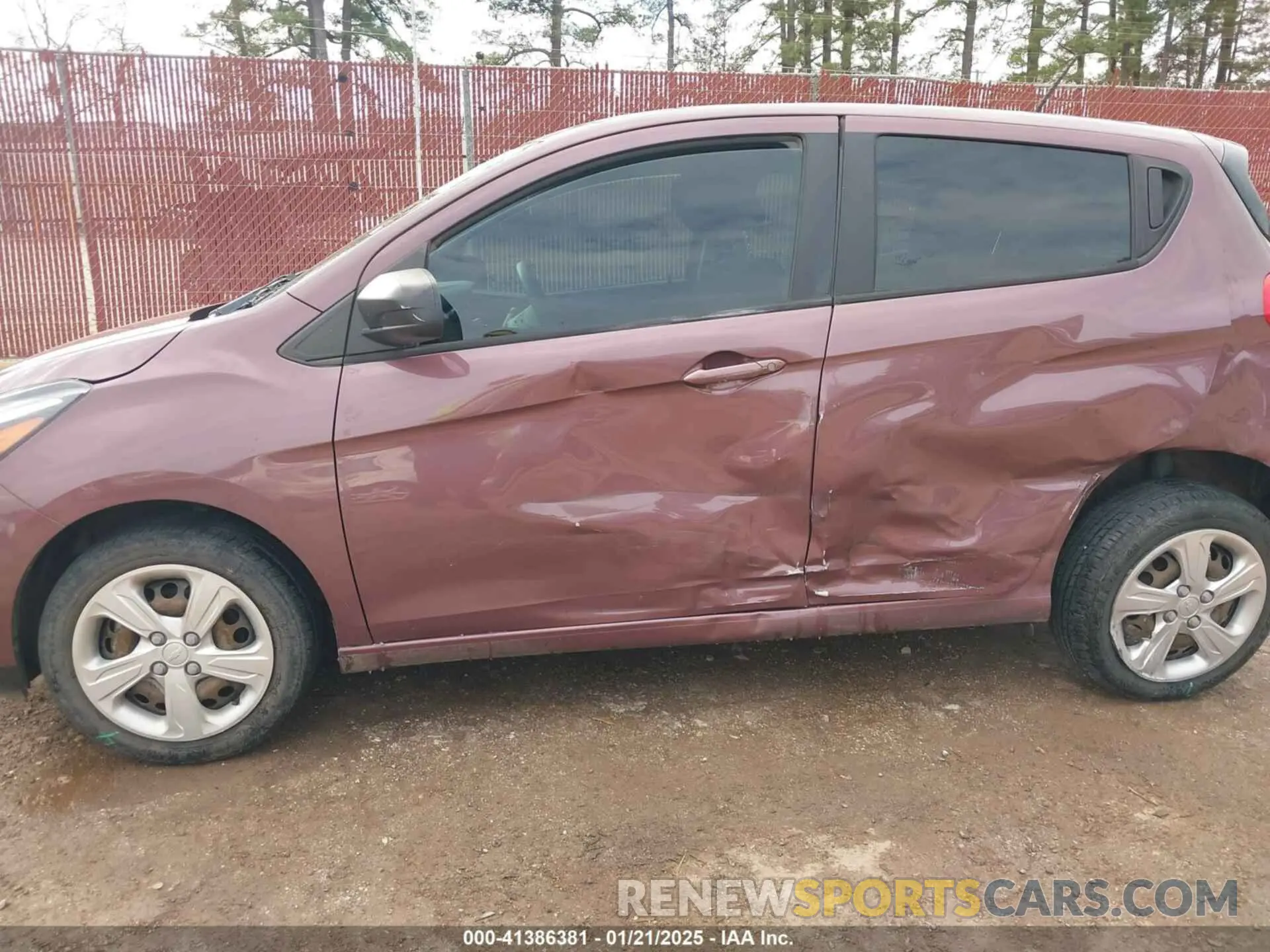 14 fotografías del automóvil dañado KL8CB6SAXLC456180 CHEVROLET SPARK 2020