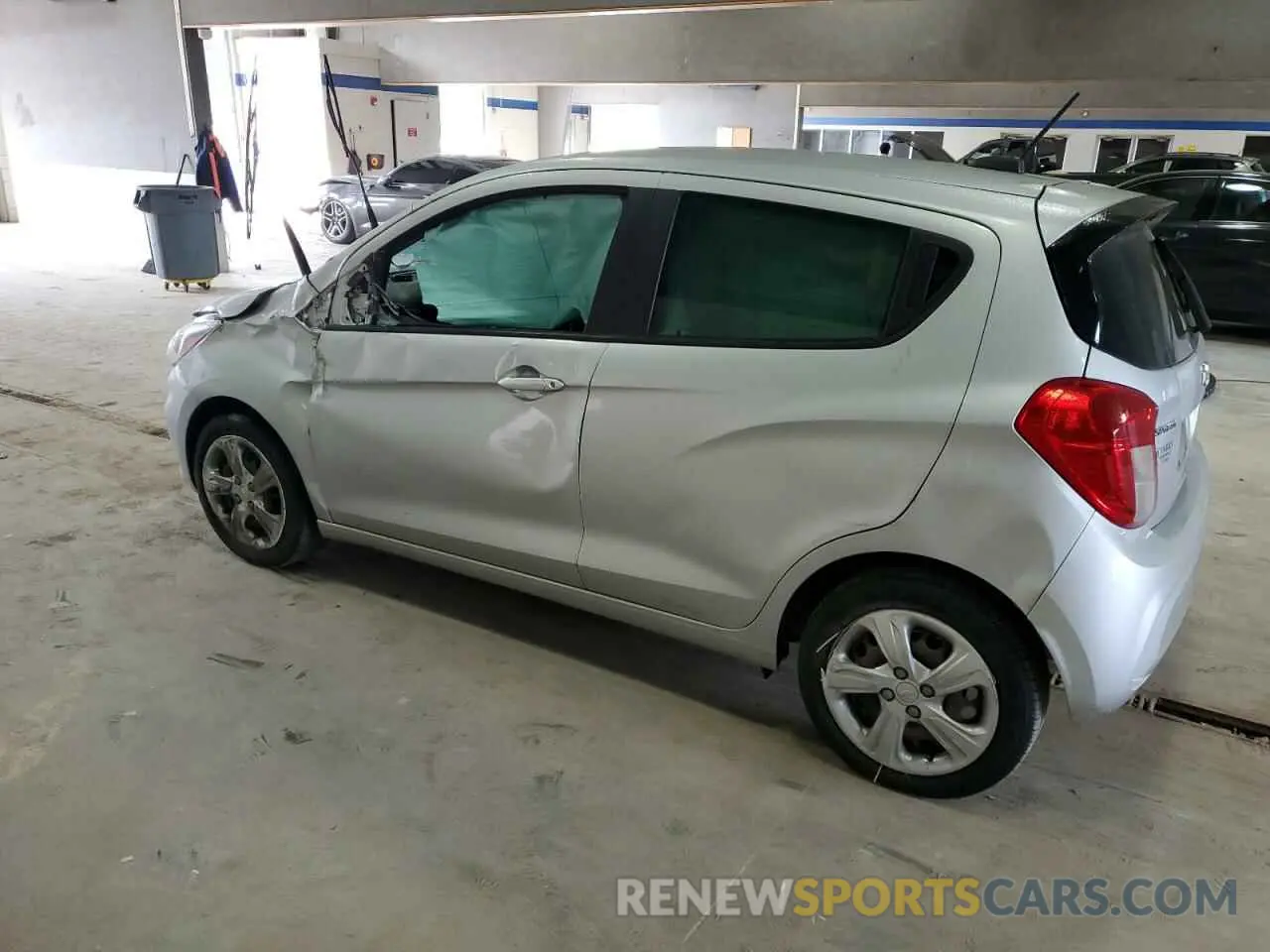 2 fotografías del automóvil dañado KL8CB6SAXLC473111 CHEVROLET SPARK 2020