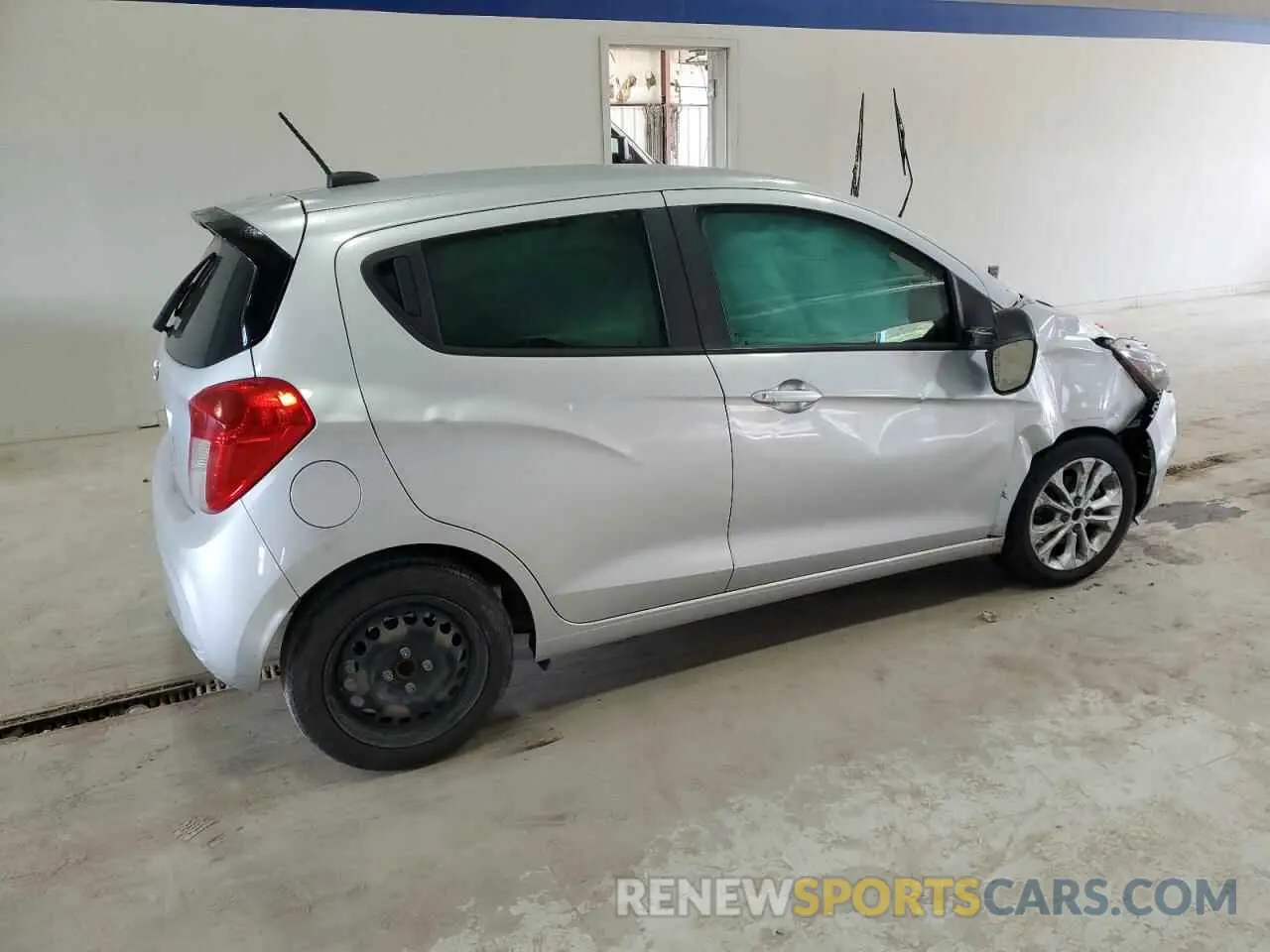 3 fotografías del automóvil dañado KL8CB6SAXLC473111 CHEVROLET SPARK 2020