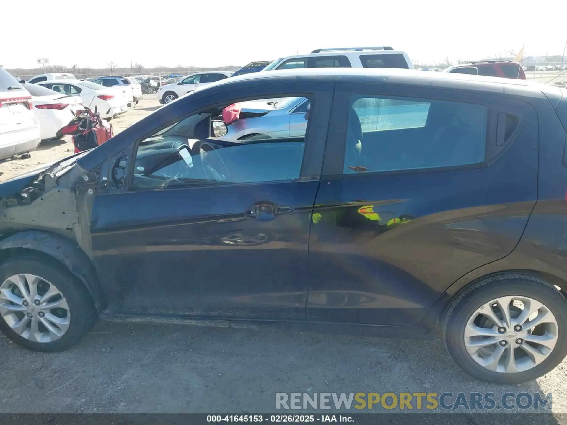 15 fotografías del automóvil dañado KL8CD6SA0LC417947 CHEVROLET SPARK 2020