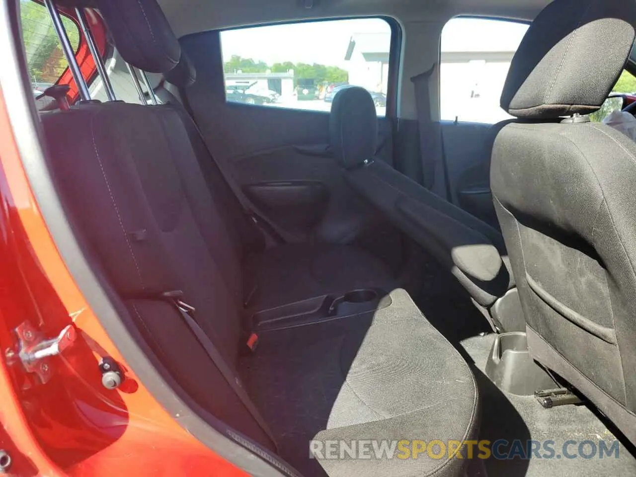 10 fotografías del automóvil dañado KL8CD6SA0LC441665 CHEVROLET SPARK 2020