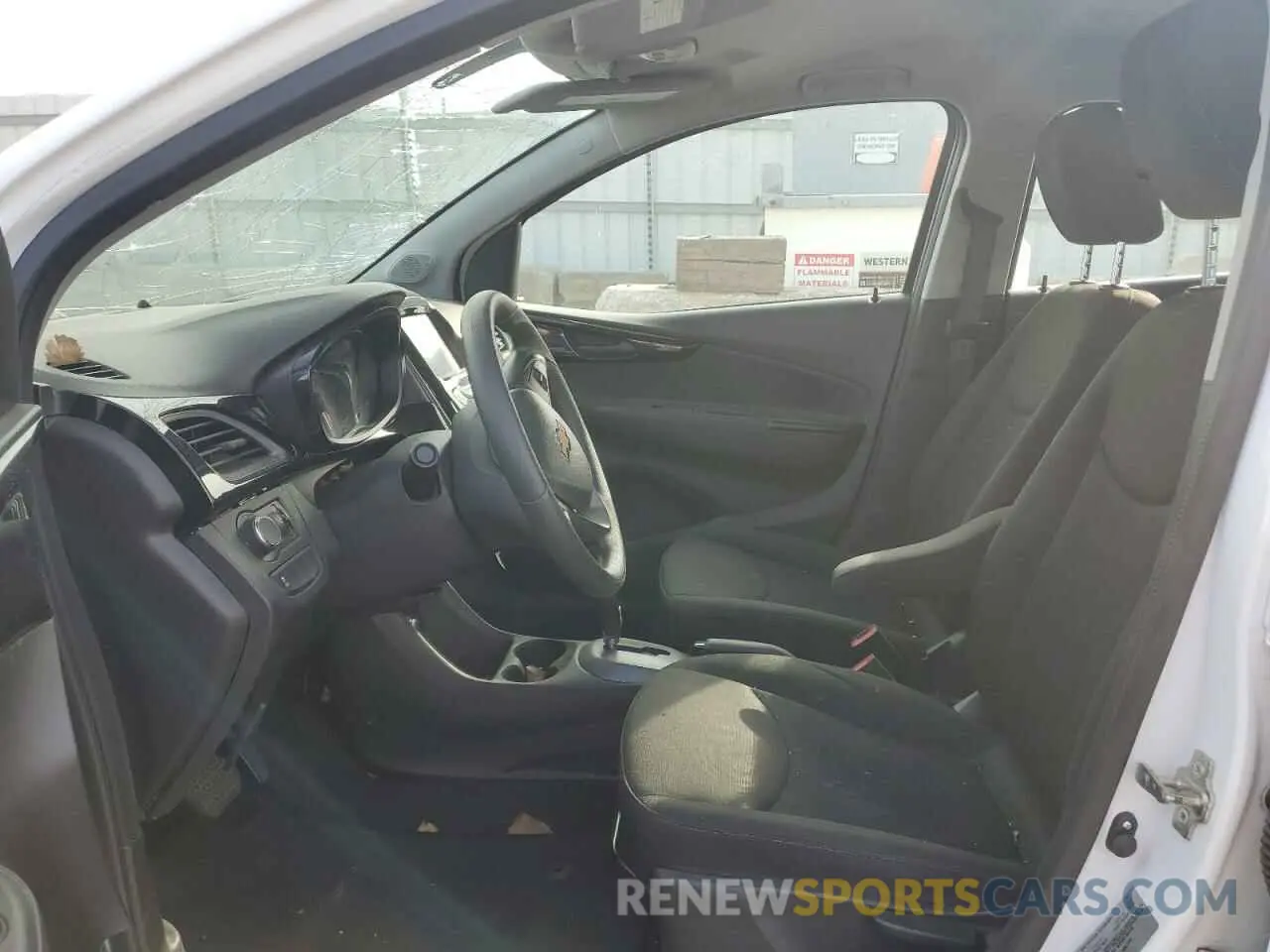 7 fotografías del automóvil dañado KL8CD6SA0LC445229 CHEVROLET SPARK 2020