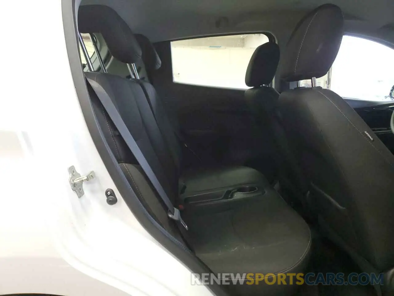 10 fotografías del automóvil dañado KL8CD6SA0LC447286 CHEVROLET SPARK 2020