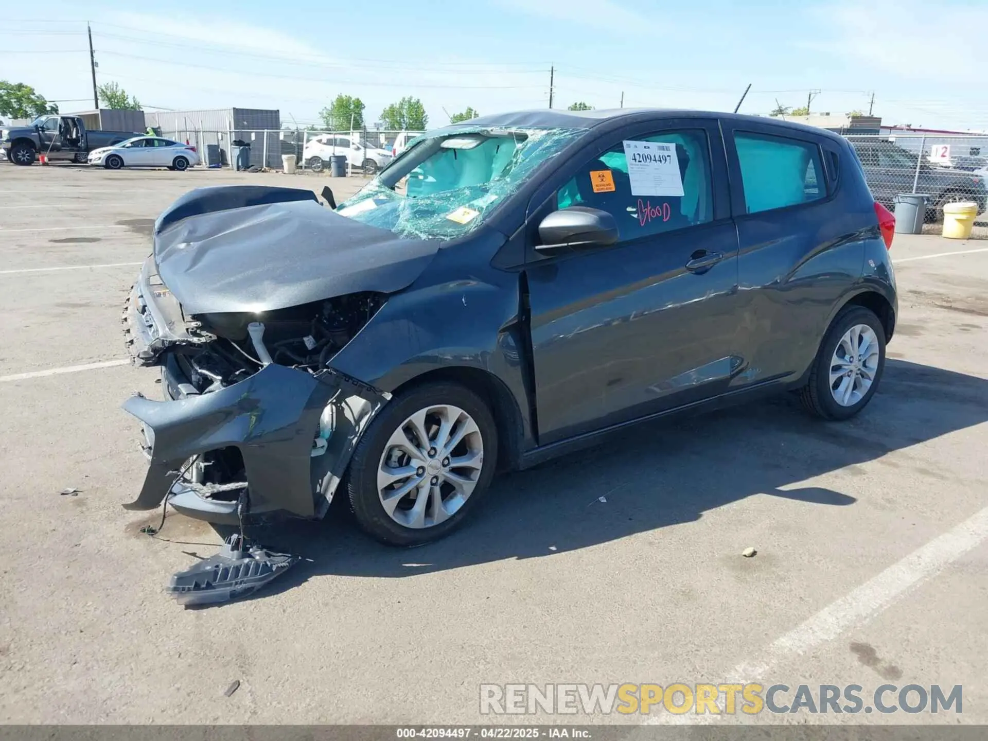 2 fotografías del automóvil dañado KL8CD6SA0LC447479 CHEVROLET SPARK 2020