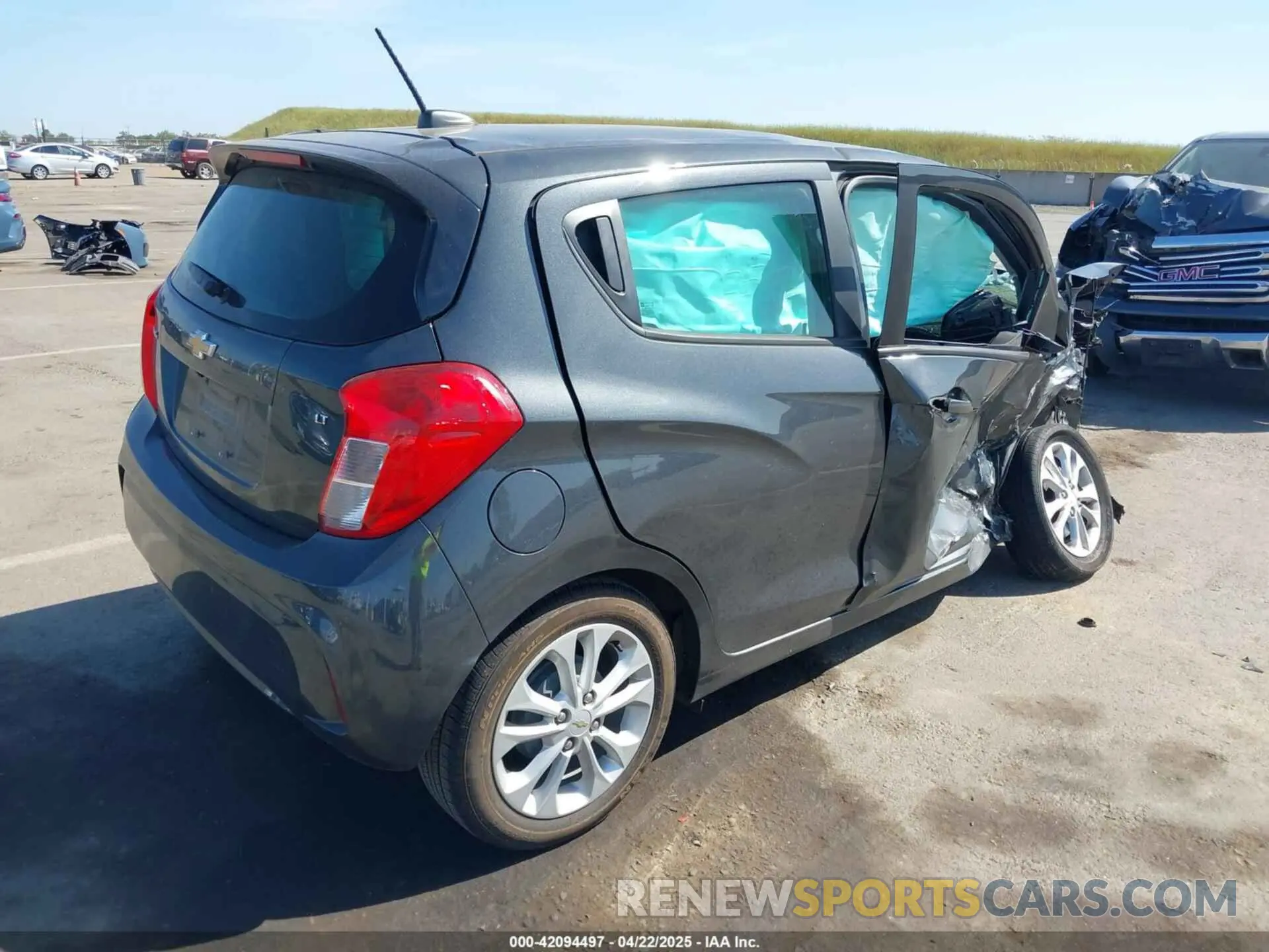 4 fotografías del automóvil dañado KL8CD6SA0LC447479 CHEVROLET SPARK 2020