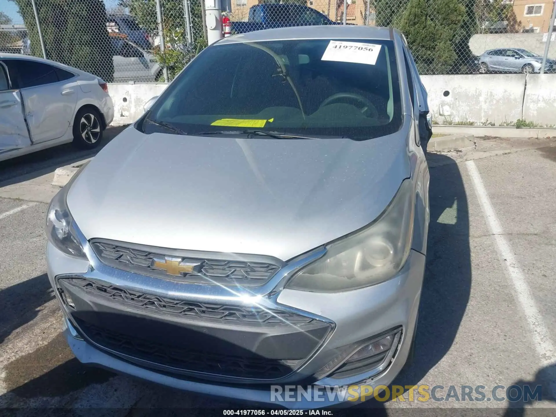 12 fotografías del automóvil dañado KL8CD6SA0LC461897 CHEVROLET SPARK 2020