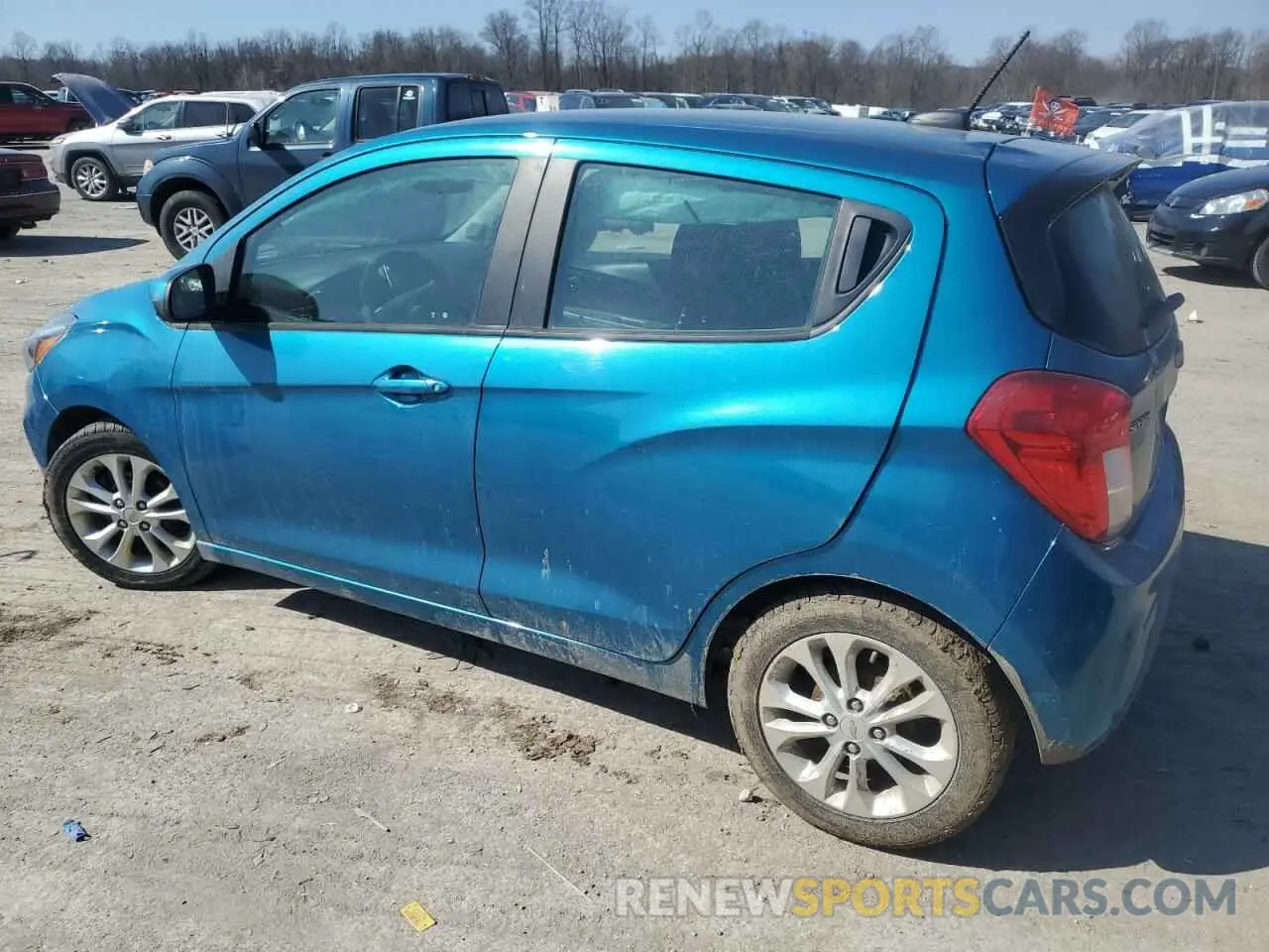 2 fotografías del automóvil dañado KL8CD6SA1LC406908 CHEVROLET SPARK 2020