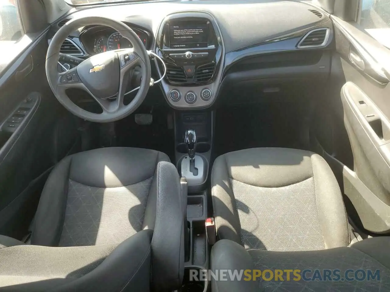 8 fotografías del automóvil dañado KL8CD6SA1LC406908 CHEVROLET SPARK 2020