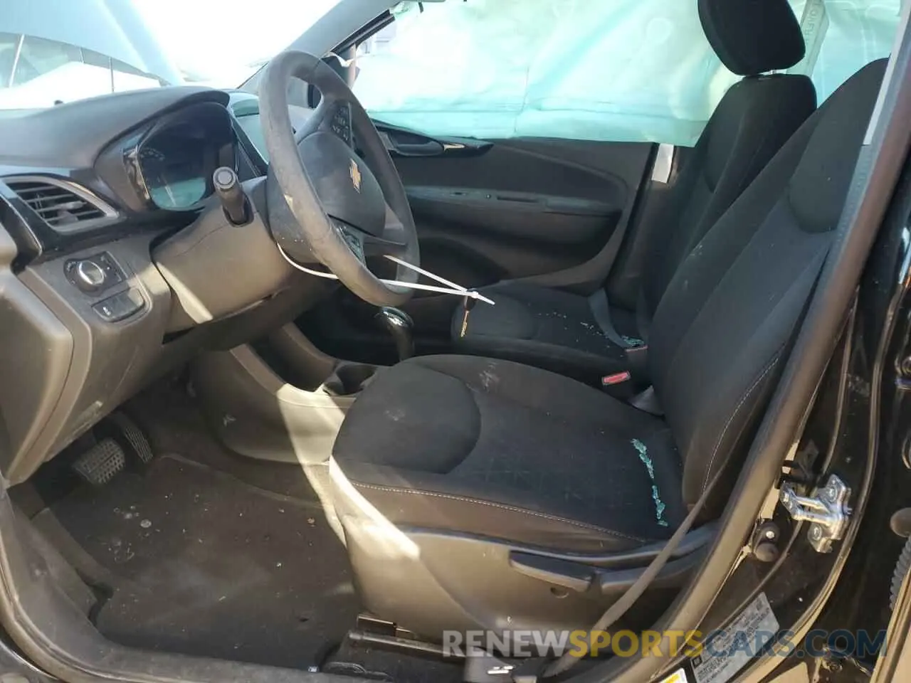 7 fotografías del automóvil dañado KL8CD6SA1LC444011 CHEVROLET SPARK 2020