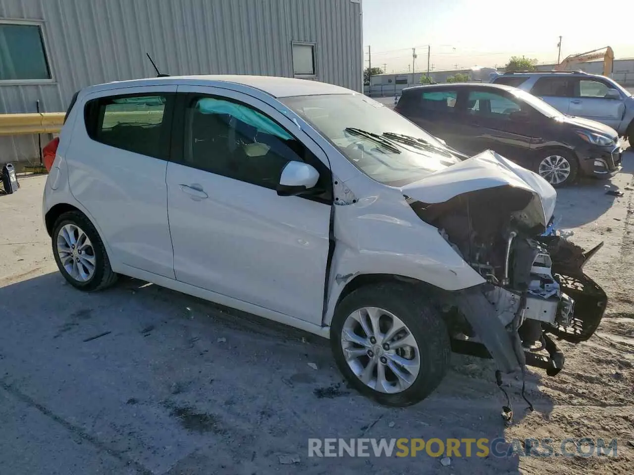 4 fotografías del automóvil dañado KL8CD6SA1LC451265 CHEVROLET SPARK 2020