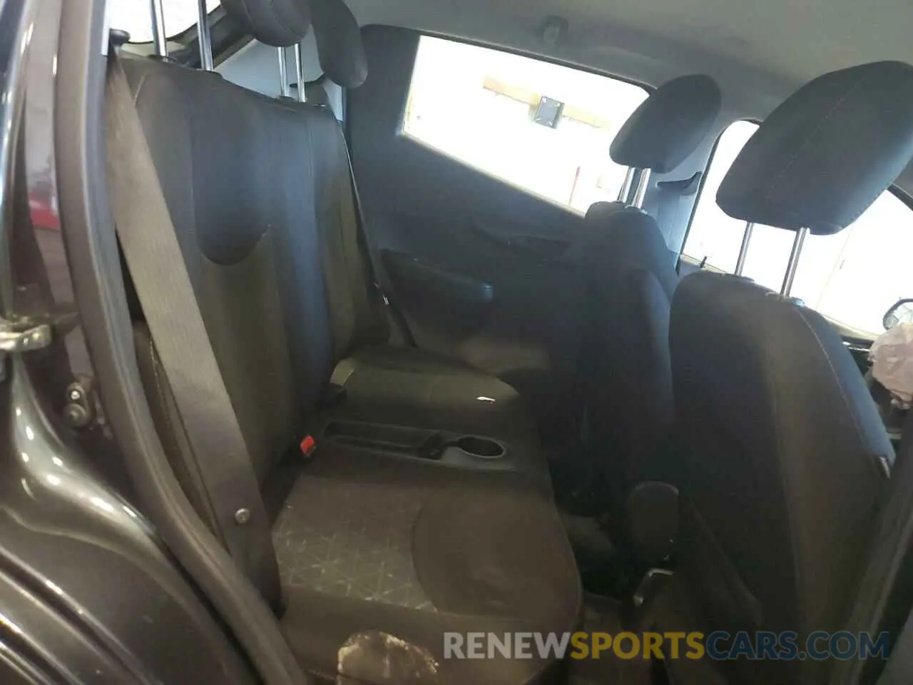10 fotografías del automóvil dañado KL8CD6SA2LC405153 CHEVROLET SPARK 2020