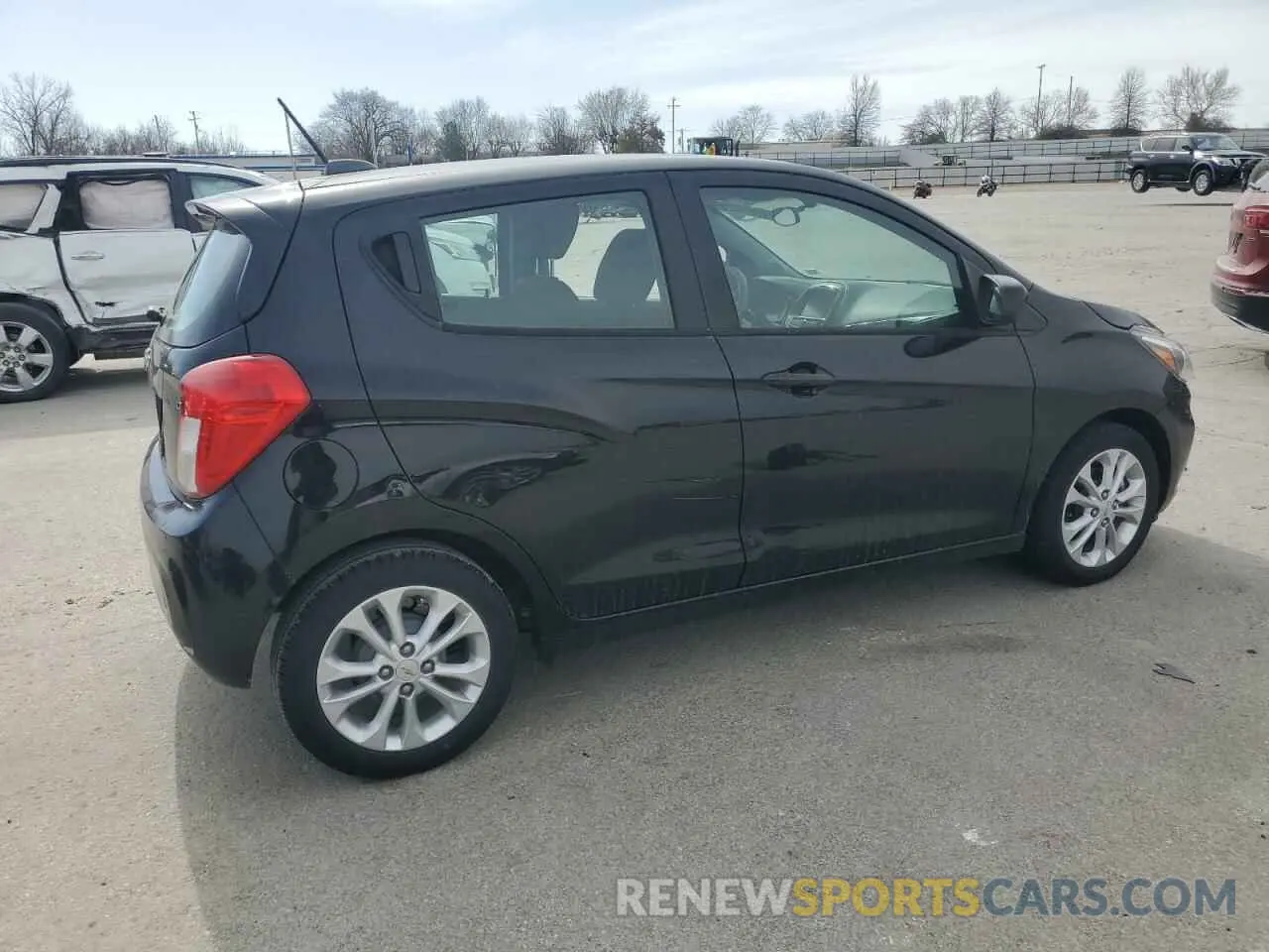 3 fotografías del automóvil dañado KL8CD6SA2LC430067 CHEVROLET SPARK 2020