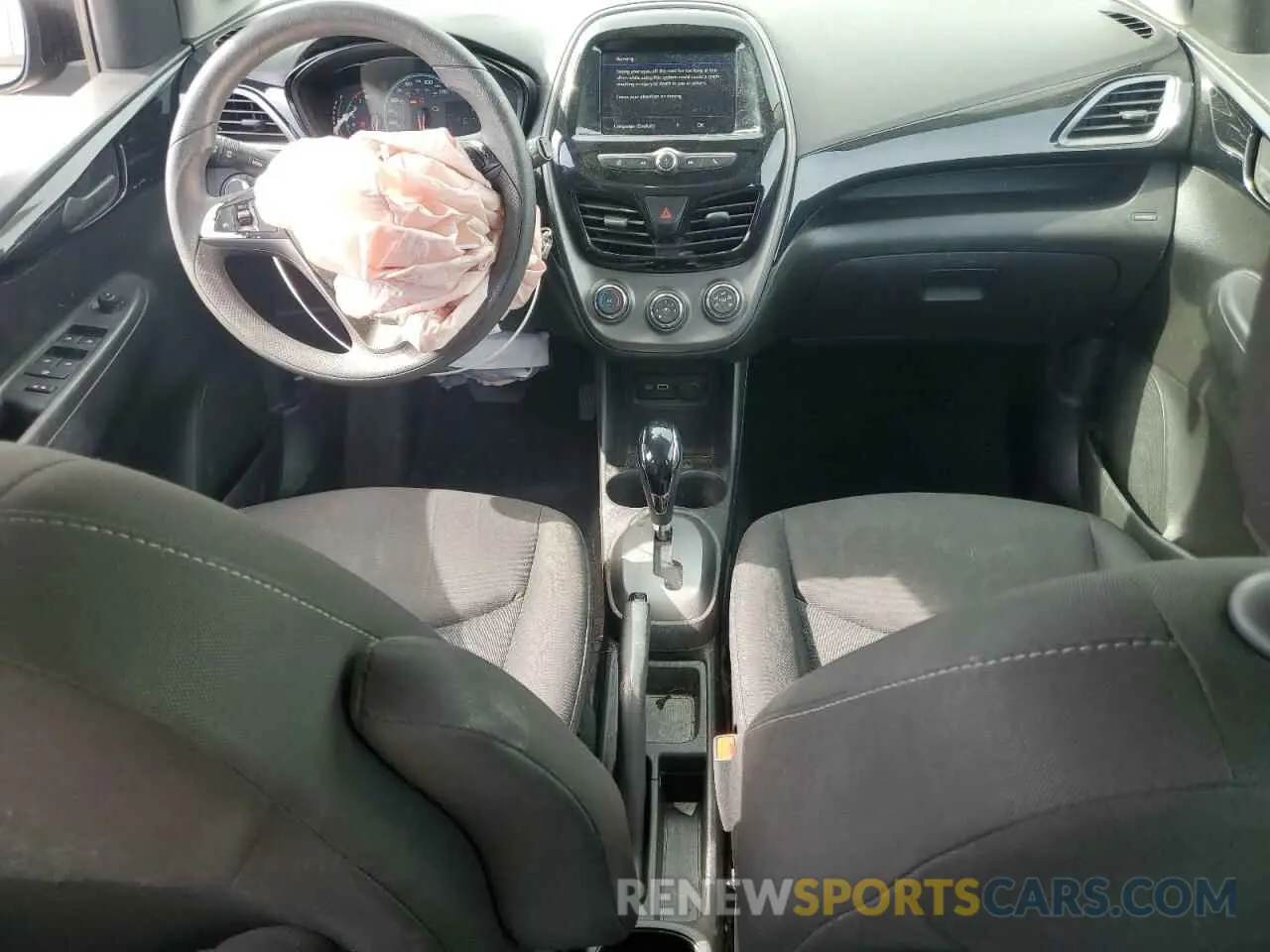 8 fotografías del automóvil dañado KL8CD6SA2LC430067 CHEVROLET SPARK 2020
