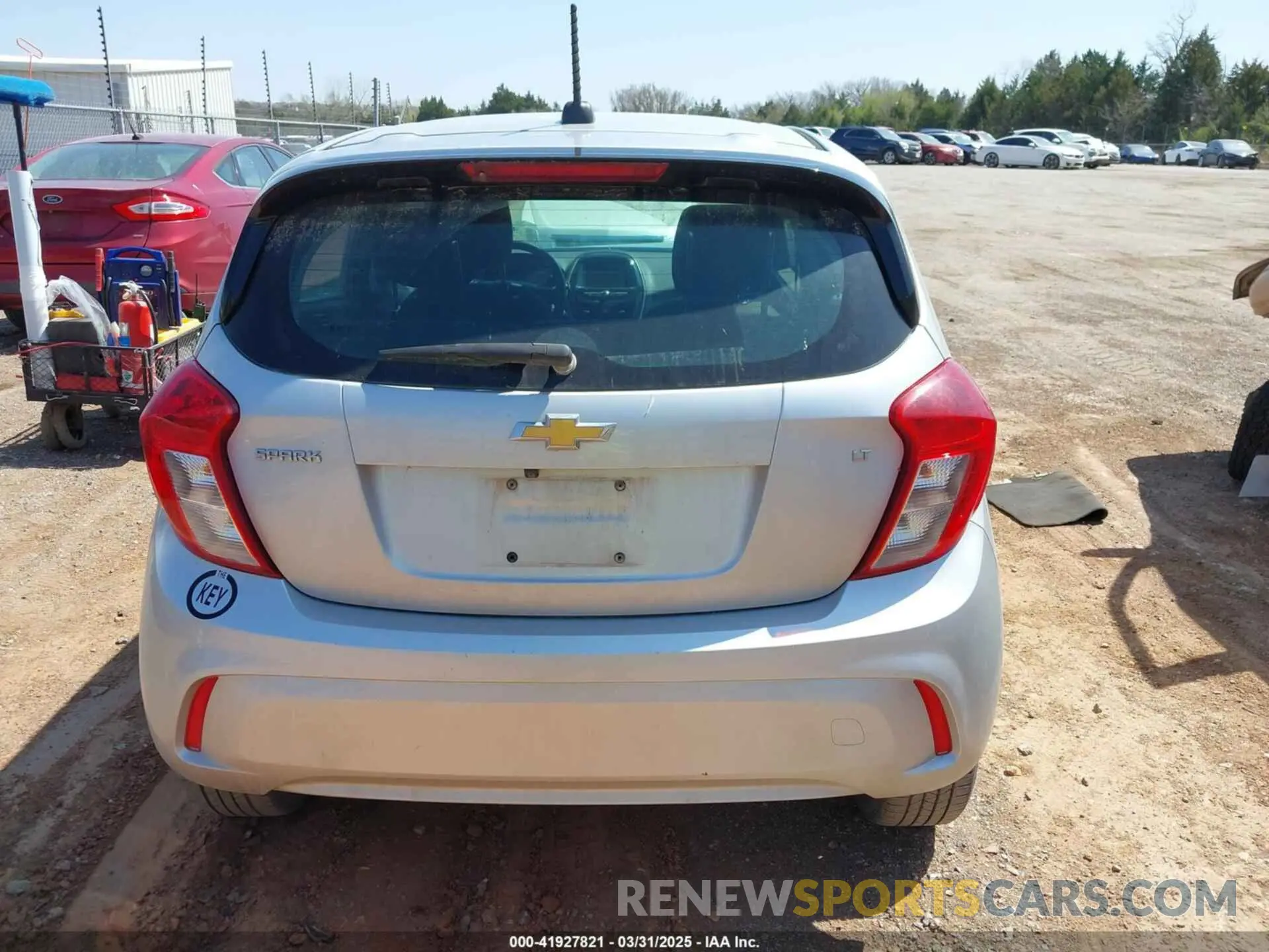 16 fotografías del automóvil dañado KL8CD6SA2LC450366 CHEVROLET SPARK 2020