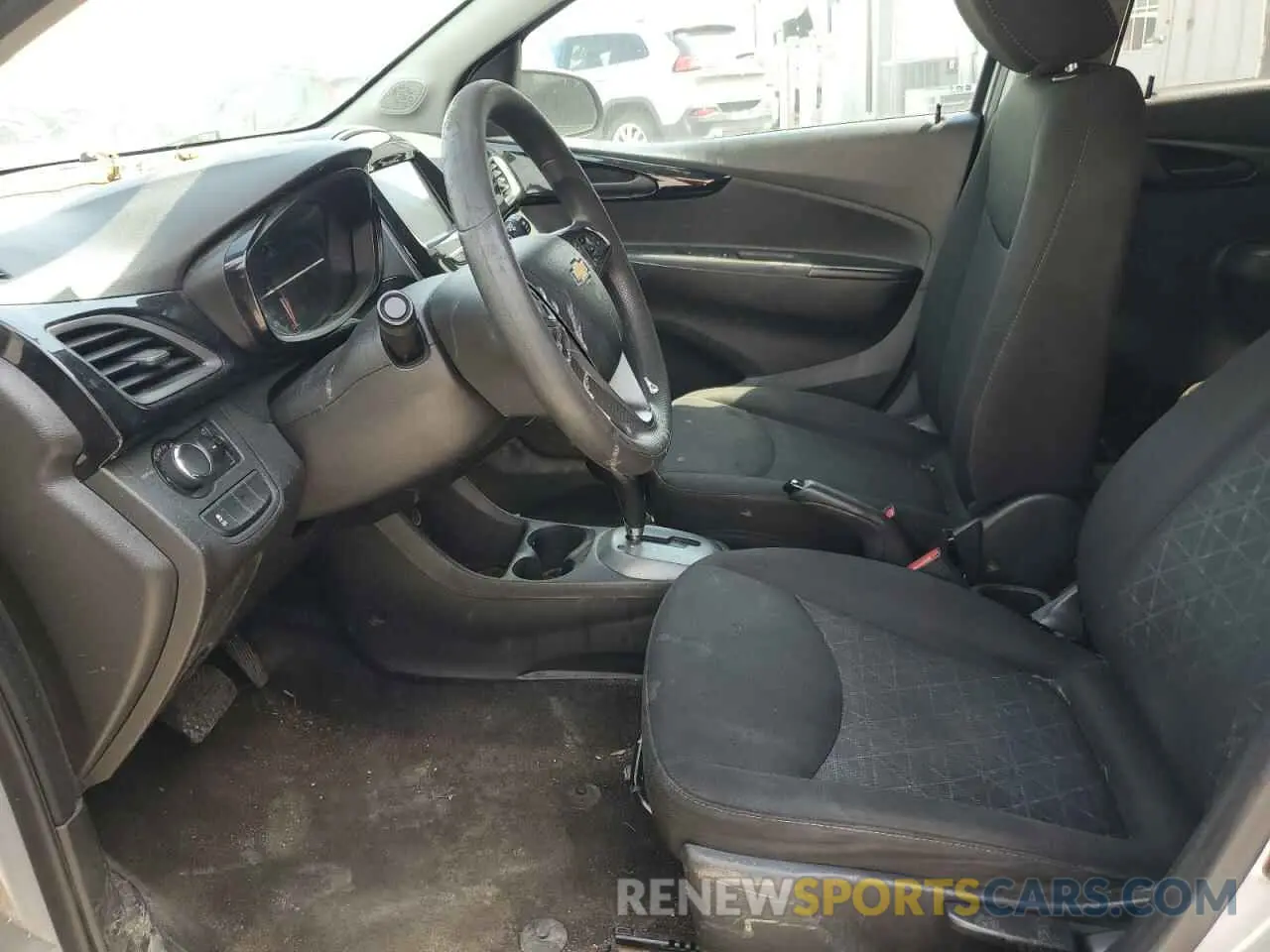 7 fotografías del automóvil dañado KL8CD6SA3LC439022 CHEVROLET SPARK 2020