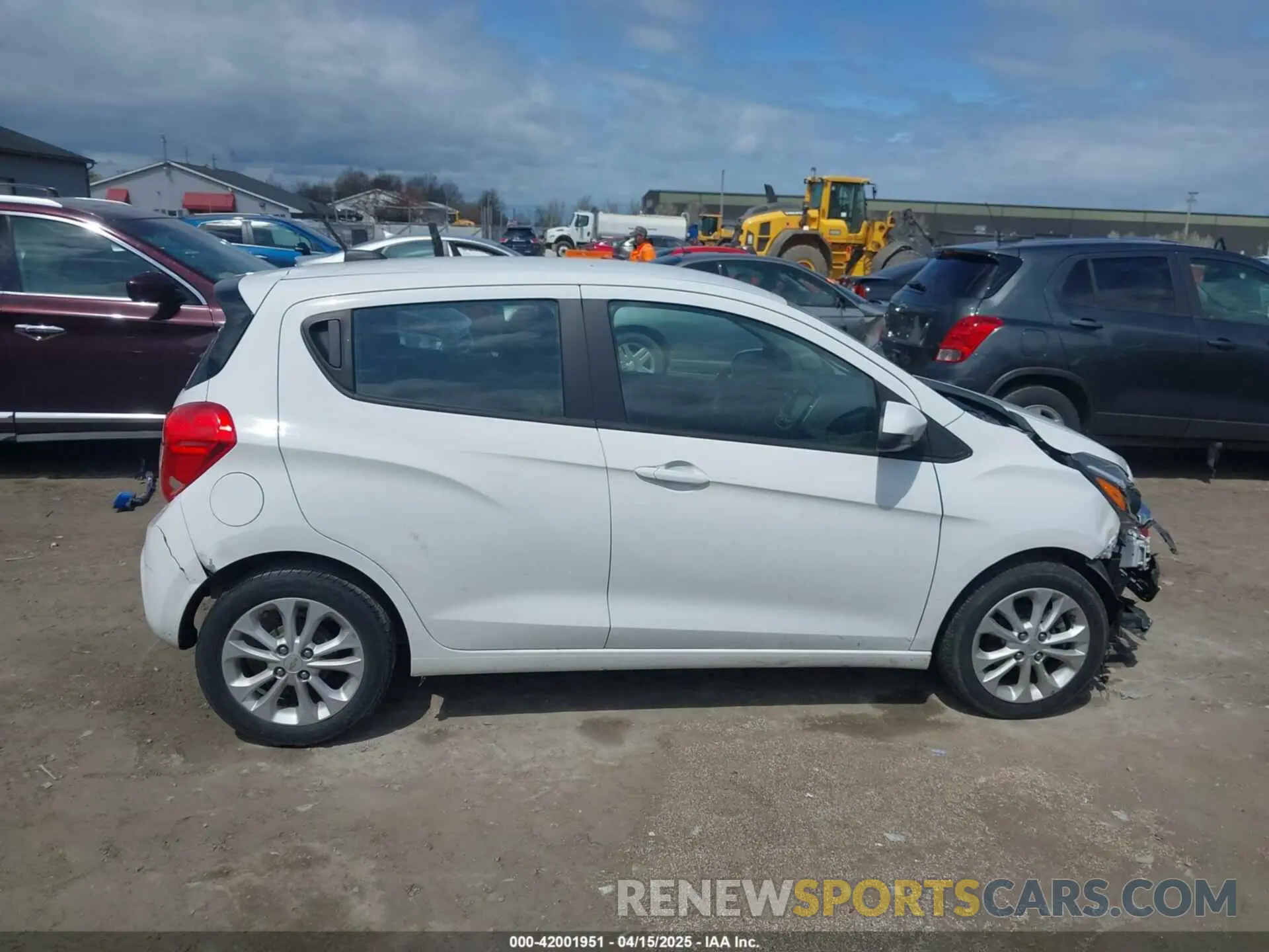 13 fotografías del automóvil dañado KL8CD6SA3LC447220 CHEVROLET SPARK 2020