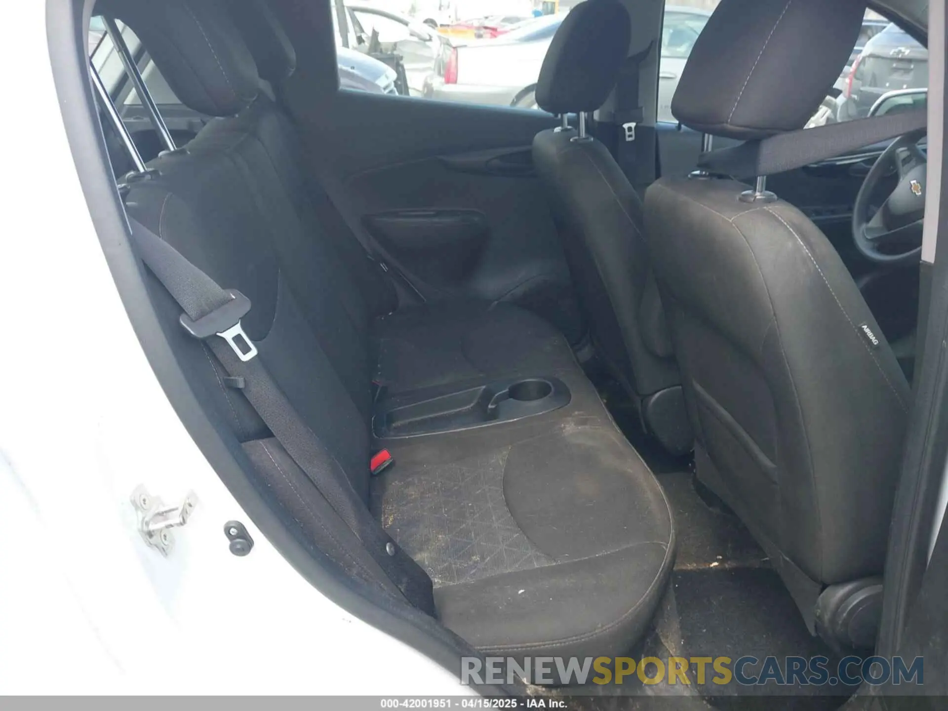 8 fotografías del automóvil dañado KL8CD6SA3LC447220 CHEVROLET SPARK 2020