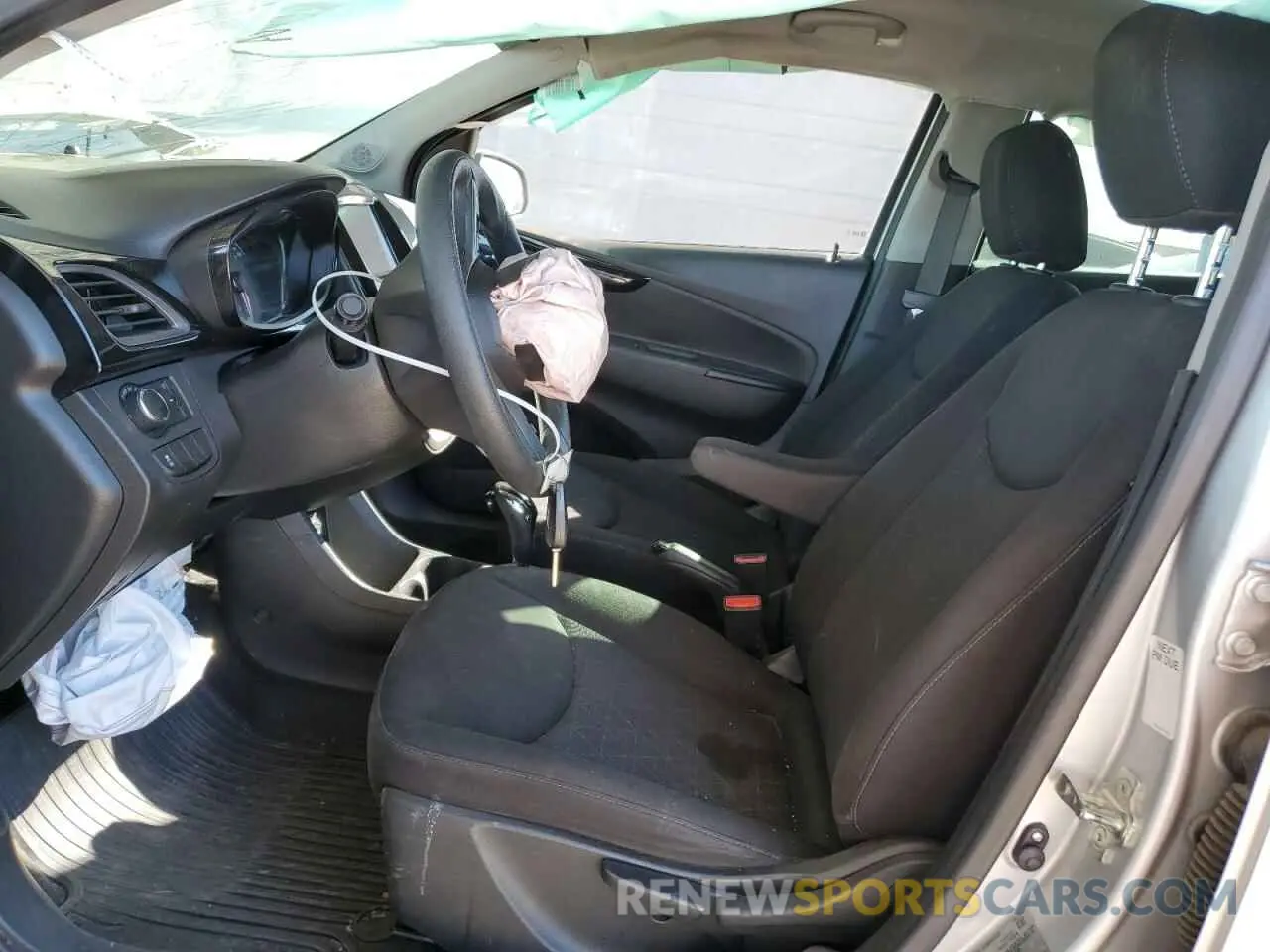 7 fotografías del automóvil dañado KL8CD6SA4LC420348 CHEVROLET SPARK 2020