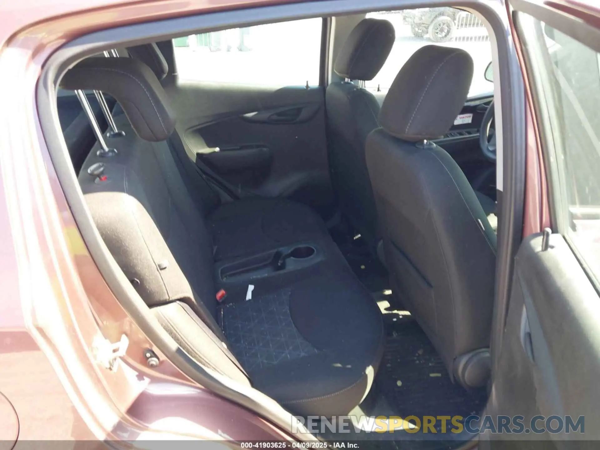 8 fotografías del automóvil dañado KL8CD6SA5LC461474 CHEVROLET SPARK 2020