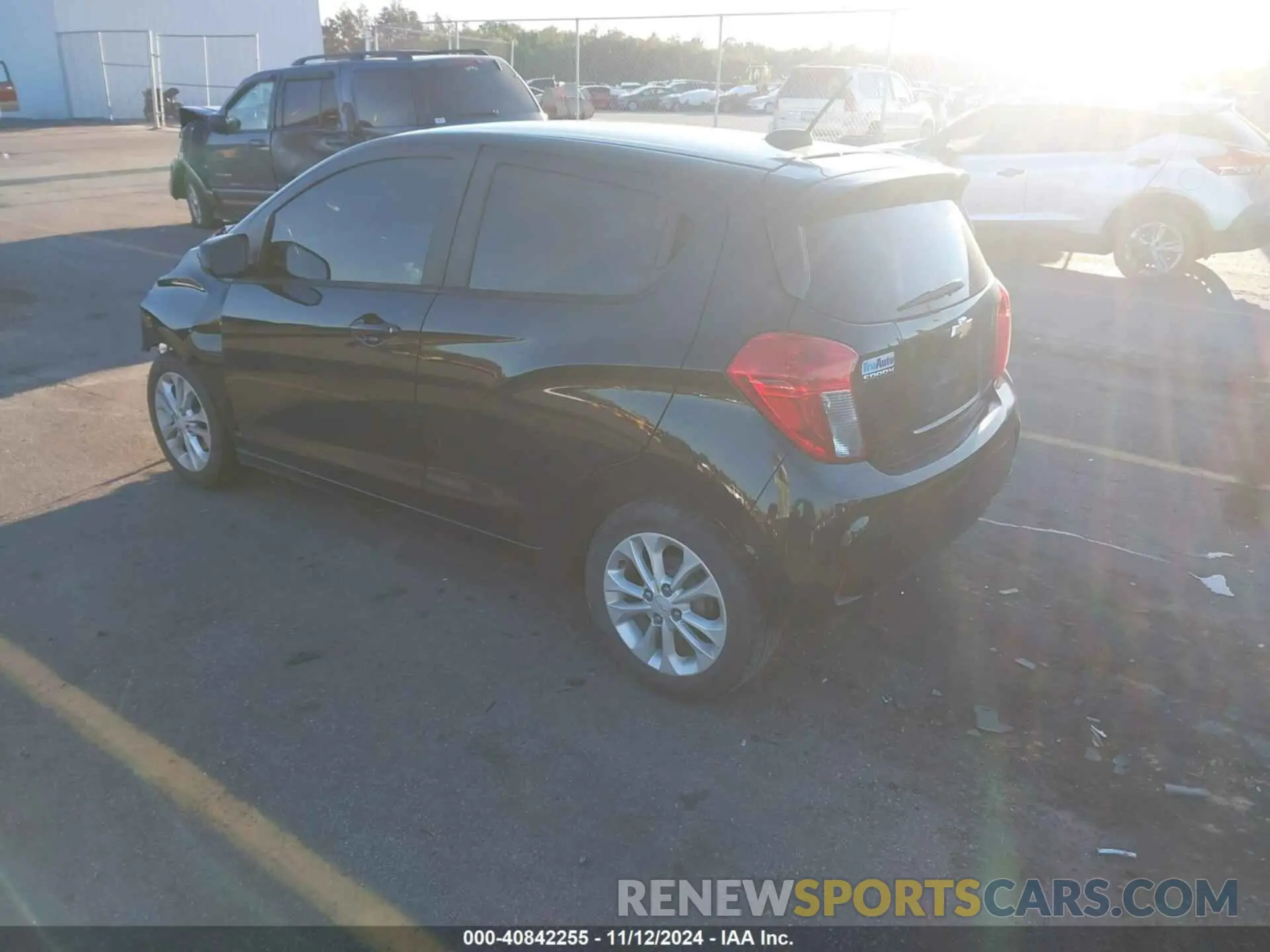 3 fotografías del automóvil dañado KL8CD6SA6LC415328 CHEVROLET SPARK 2020