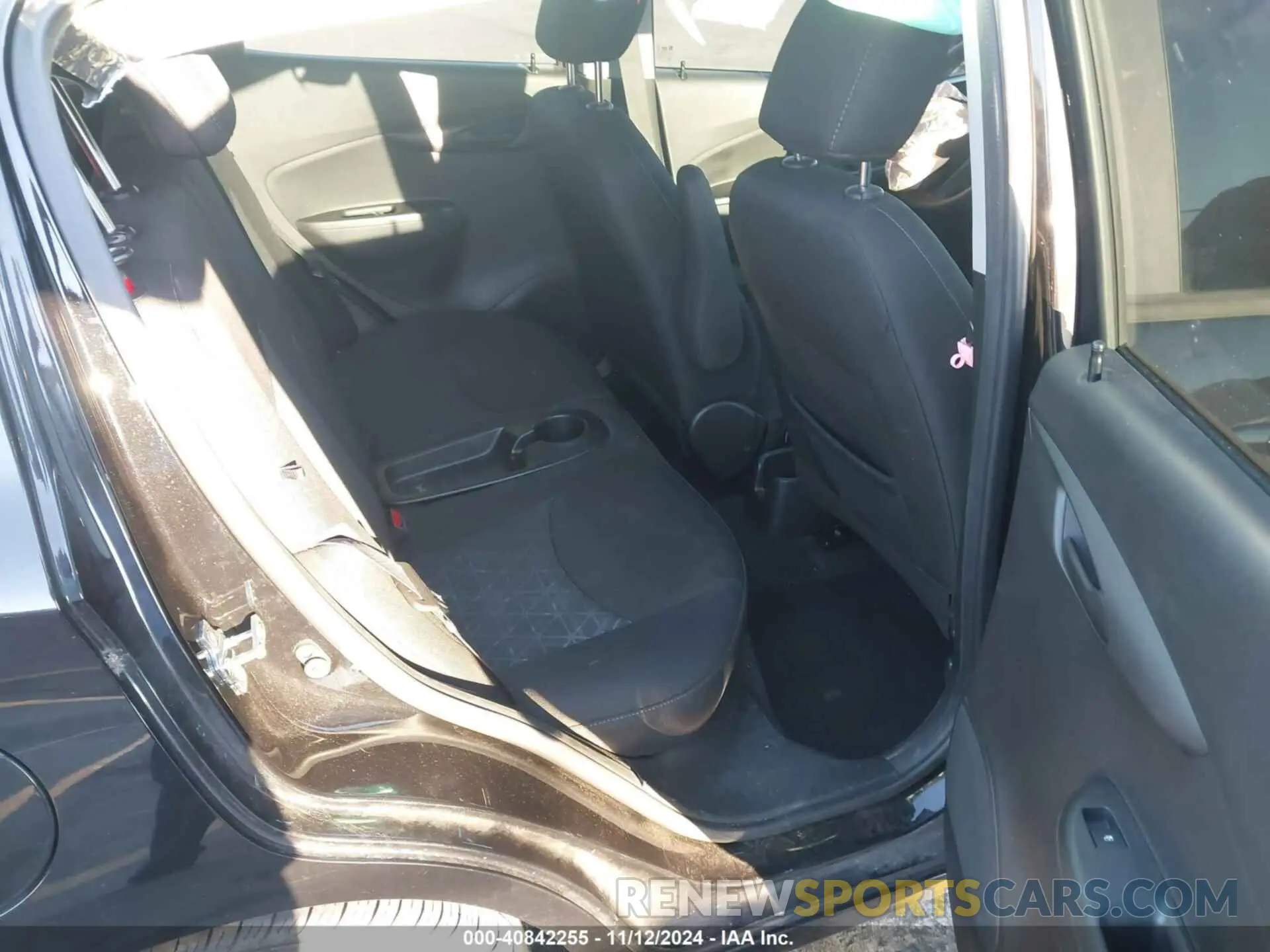 8 fotografías del automóvil dañado KL8CD6SA6LC415328 CHEVROLET SPARK 2020