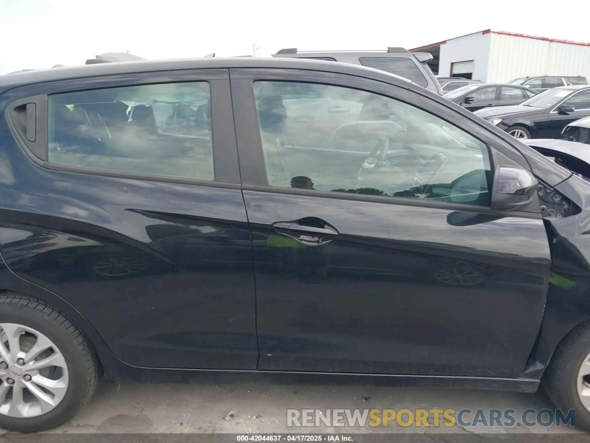 13 fotografías del automóvil dañado KL8CD6SA7LC417749 CHEVROLET SPARK 2020