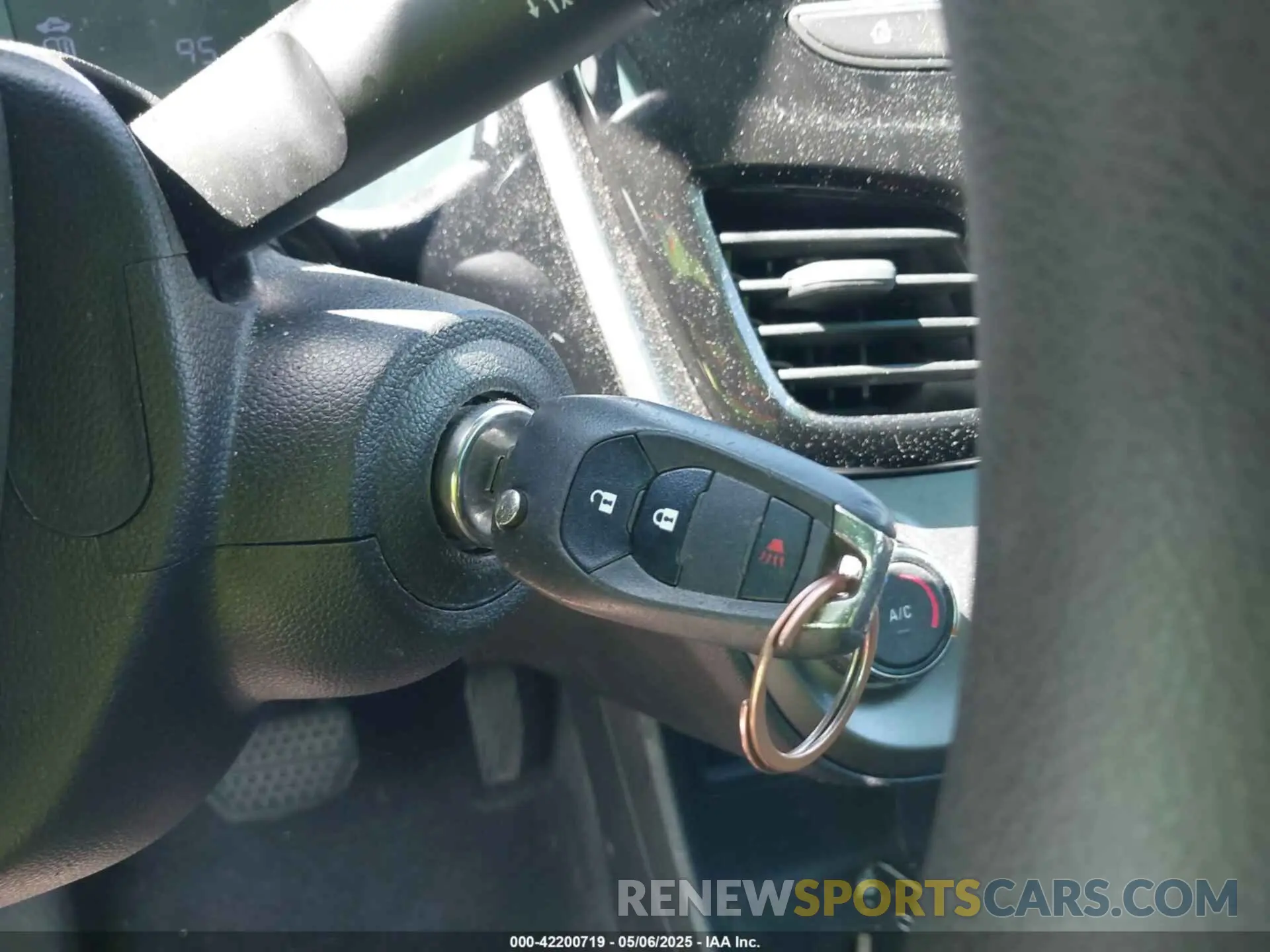 11 fotografías del automóvil dañado KL8CD6SA7LC419209 CHEVROLET SPARK 2020