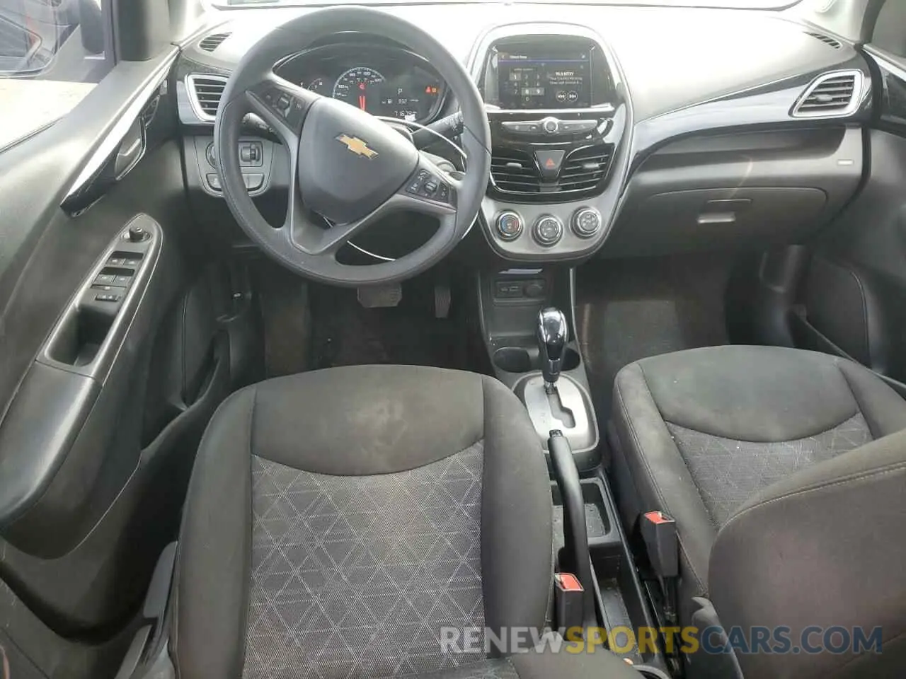 8 fotografías del automóvil dañado KL8CD6SA7LC478227 CHEVROLET SPARK 2020