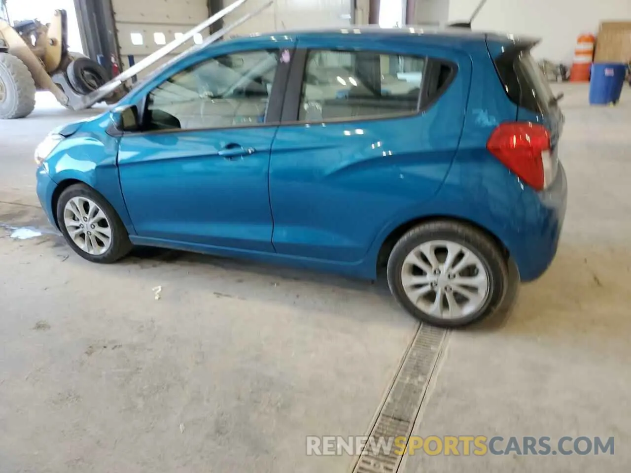 2 fotografías del automóvil dañado KL8CD6SA8LC450873 CHEVROLET SPARK 2020