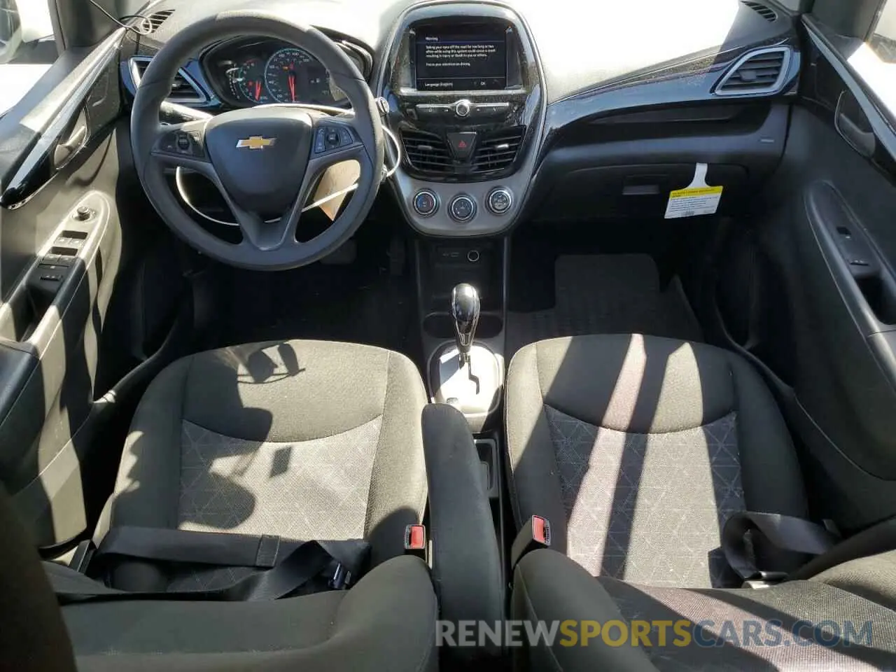 8 fotografías del automóvil dañado KL8CD6SA8LC465728 CHEVROLET SPARK 2020