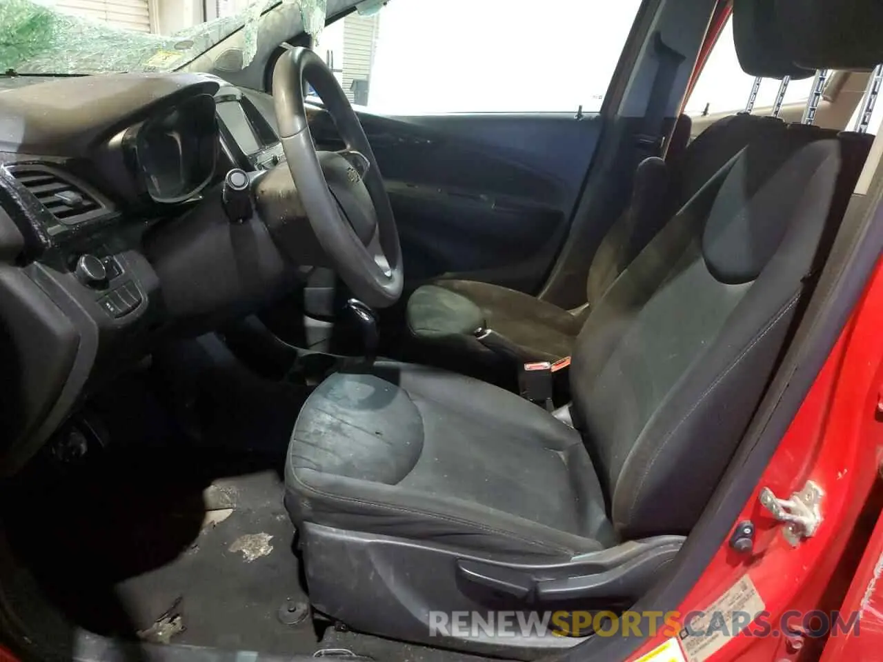 7 fotografías del automóvil dañado KL8CD6SA9LC429899 CHEVROLET SPARK 2020