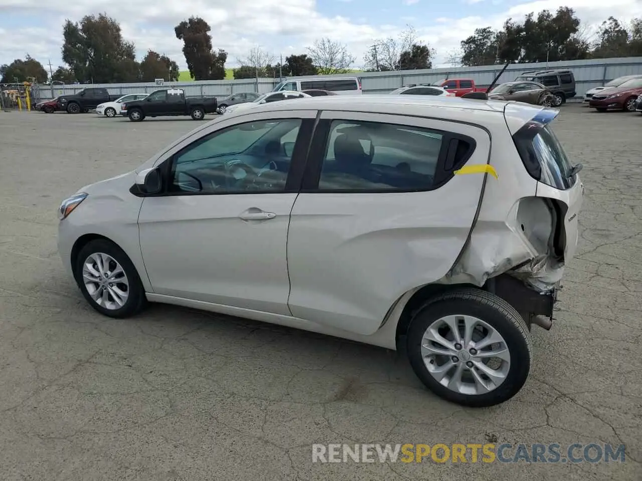 2 fotografías del automóvil dañado KL8CD6SA9LC443057 CHEVROLET SPARK 2020