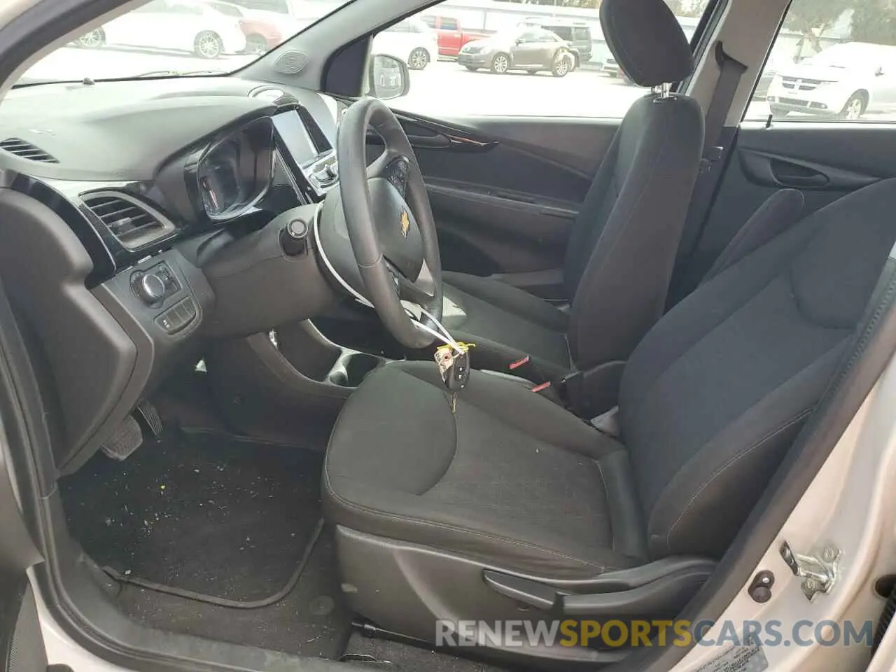7 fotografías del automóvil dañado KL8CD6SA9LC443057 CHEVROLET SPARK 2020