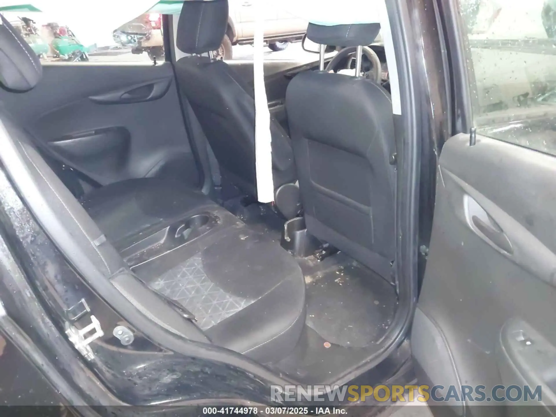 8 fotografías del automóvil dañado KL8CD6SA9LC444919 CHEVROLET SPARK 2020