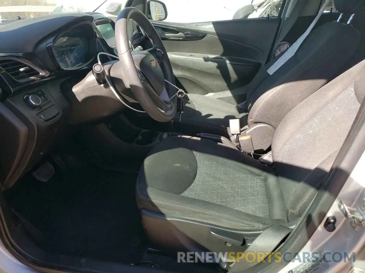 7 fotografías del automóvil dañado KL8CD6SAXLC428339 CHEVROLET SPARK 2020