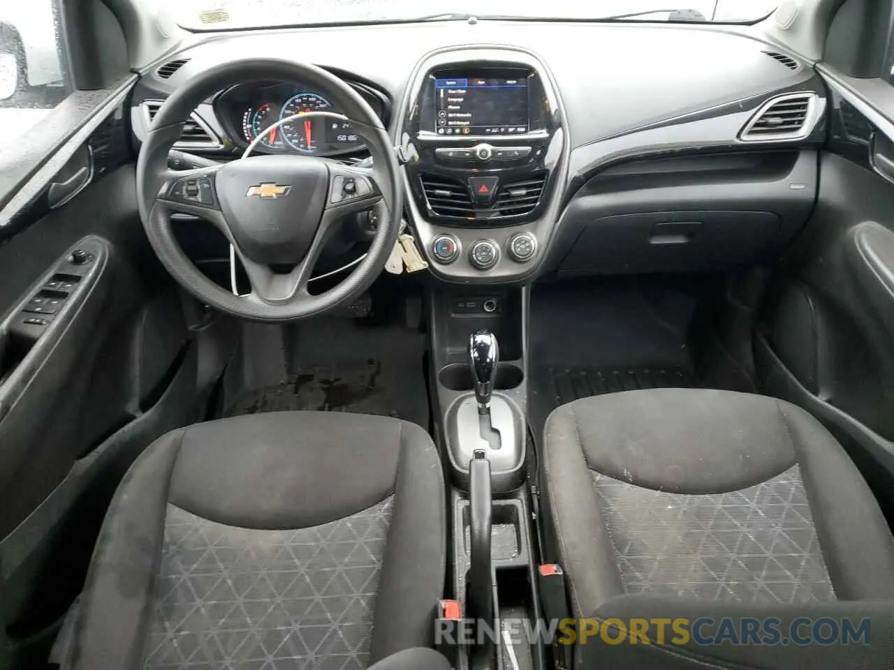 8 fotografías del automóvil dañado KL8CD6SAXLC458005 CHEVROLET SPARK 2020
