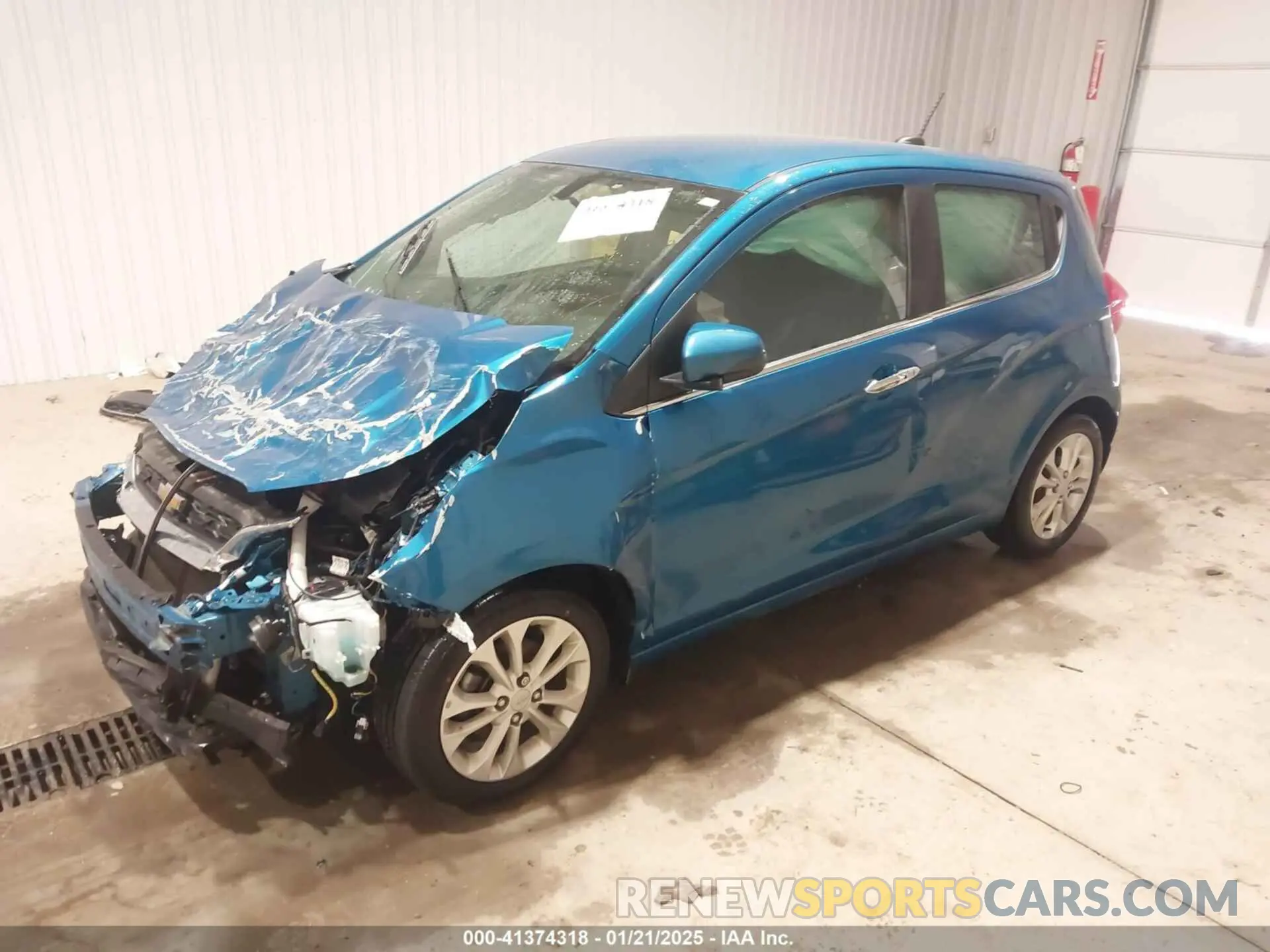2 fotografías del automóvil dañado KL8CF6SA0LC467113 CHEVROLET SPARK 2020
