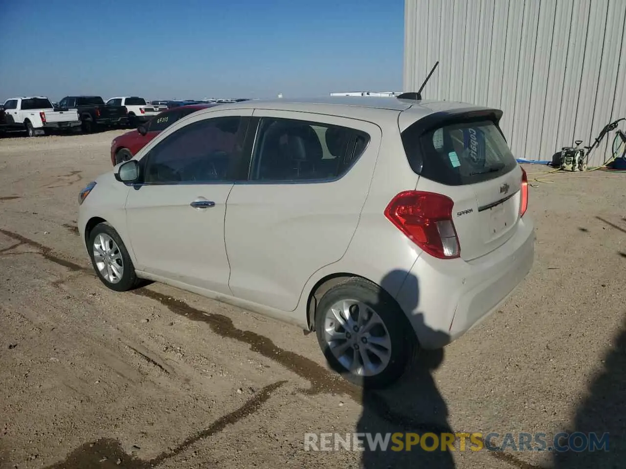 2 fotografías del automóvil dañado KL8CF6SA3LC468322 CHEVROLET SPARK 2020
