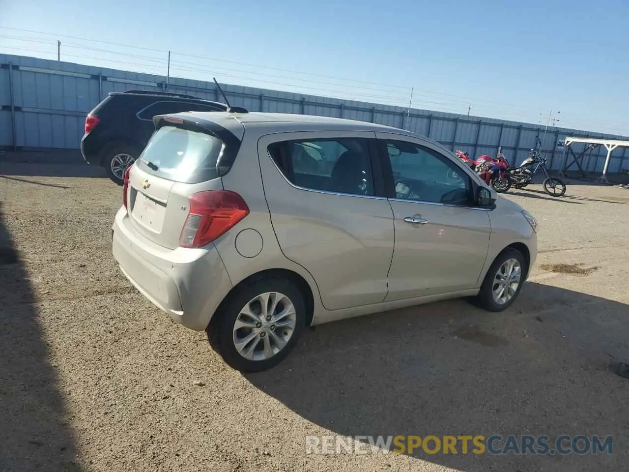 3 fotografías del automóvil dañado KL8CF6SA3LC468322 CHEVROLET SPARK 2020
