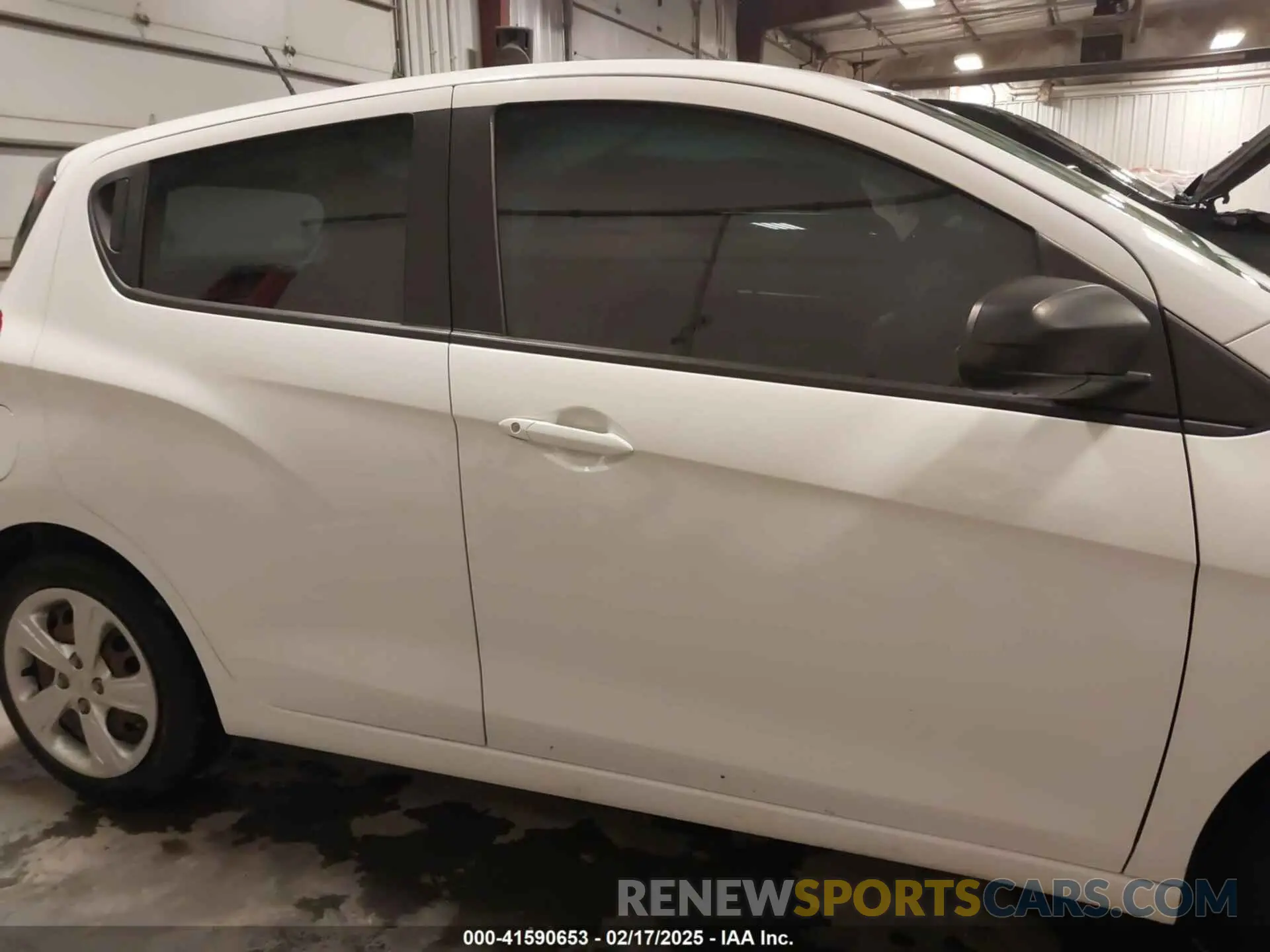 14 fotografías del automóvil dañado KL8CB6SA0MC740306 CHEVROLET SPARK 2021