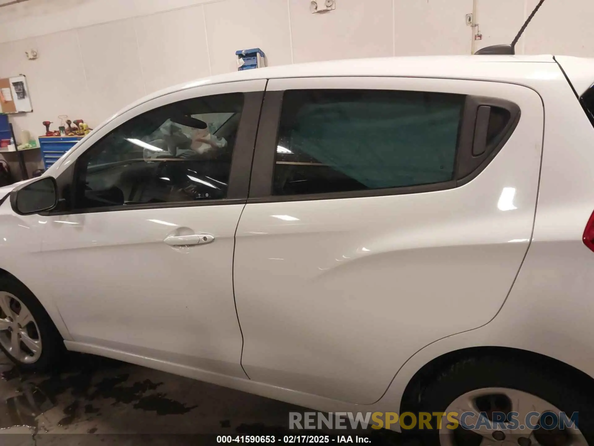 15 fotografías del automóvil dañado KL8CB6SA0MC740306 CHEVROLET SPARK 2021