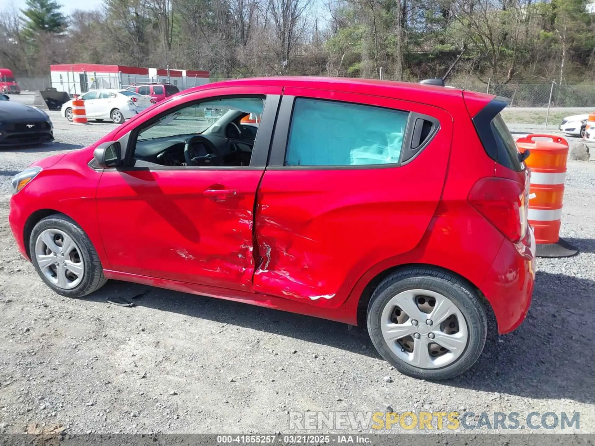 14 fotografías del automóvil dañado KL8CB6SA0MC742640 CHEVROLET SPARK 2021
