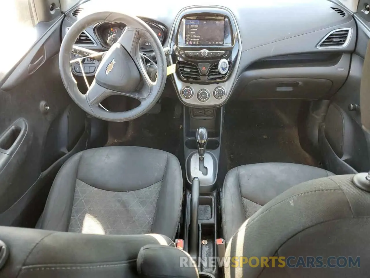 8 fotografías del automóvil dañado KL8CB6SA1MC703068 CHEVROLET SPARK 2021