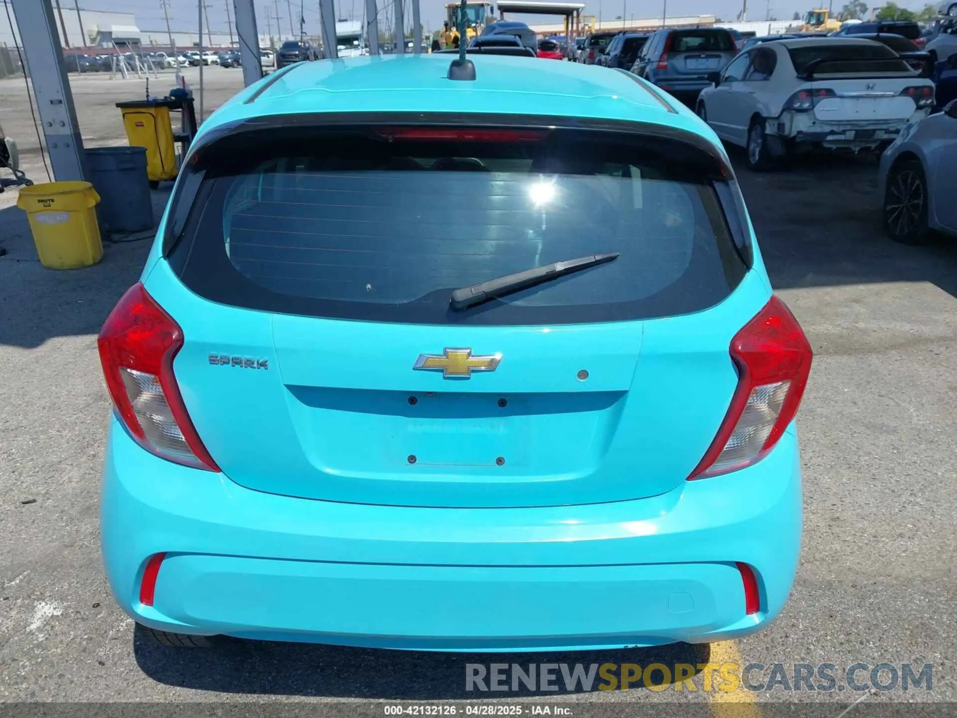 16 fotografías del automóvil dañado KL8CB6SA1MC710473 CHEVROLET SPARK 2021
