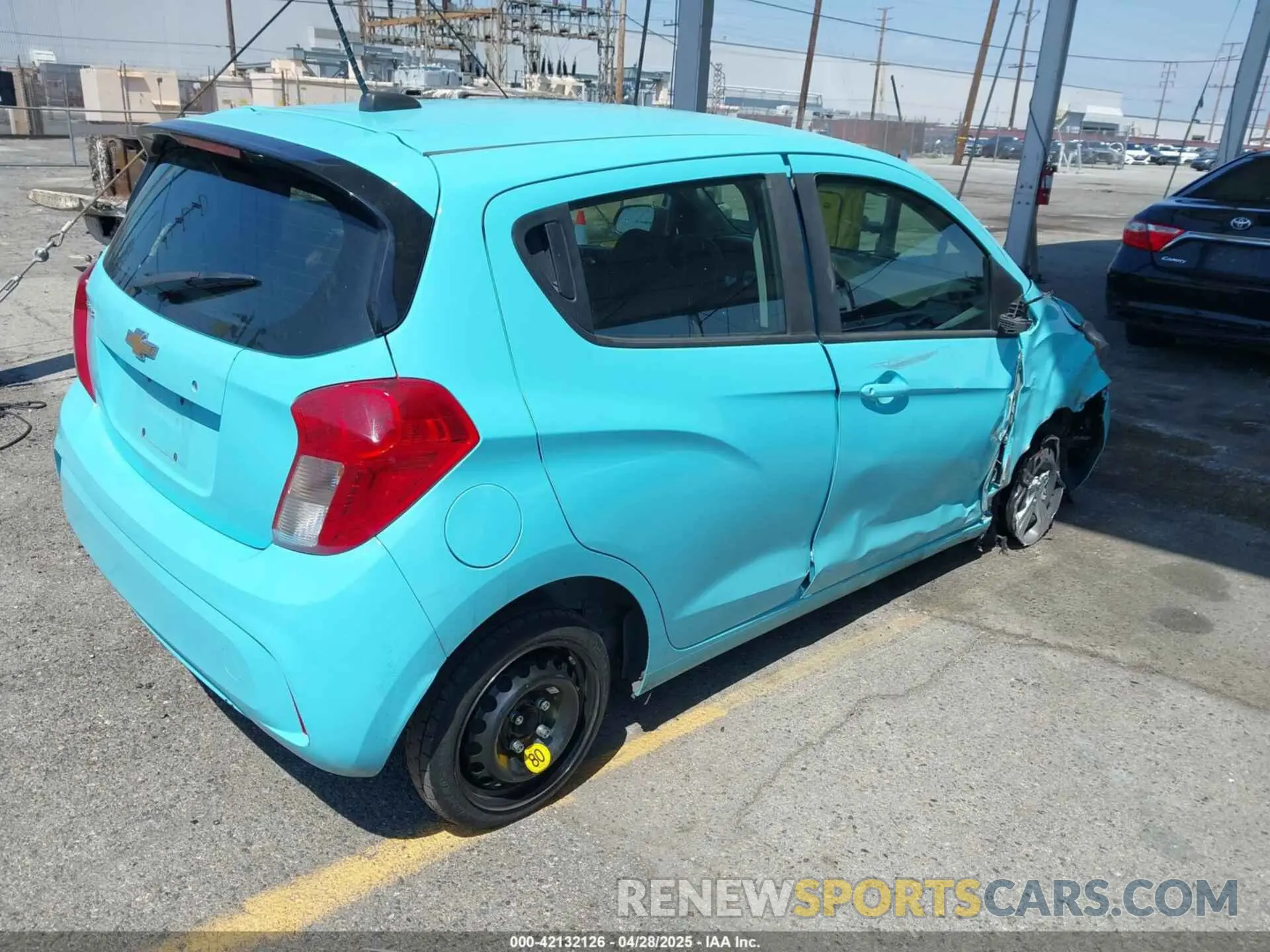 4 fotografías del automóvil dañado KL8CB6SA1MC710473 CHEVROLET SPARK 2021