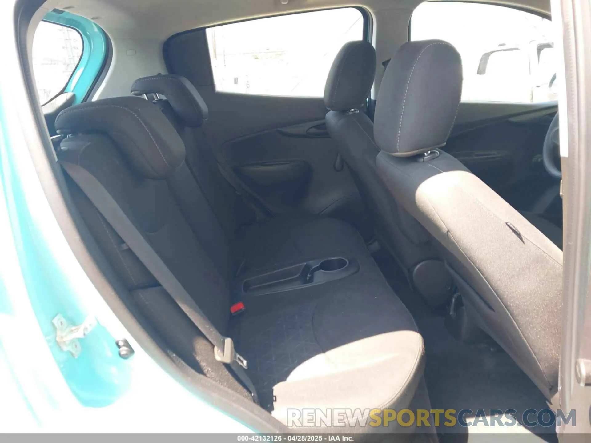 8 fotografías del automóvil dañado KL8CB6SA1MC710473 CHEVROLET SPARK 2021