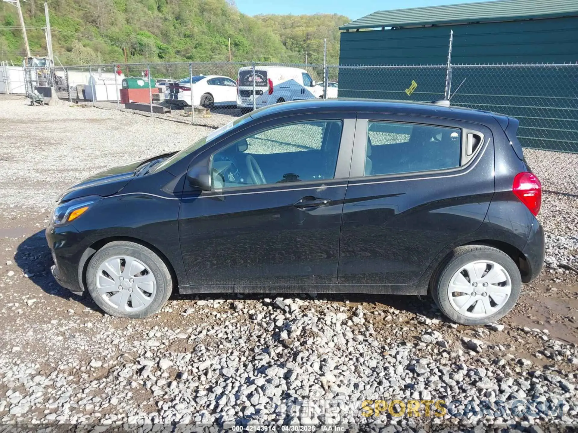 15 fotografías del automóvil dañado KL8CB6SA2MC224724 CHEVROLET SPARK 2021